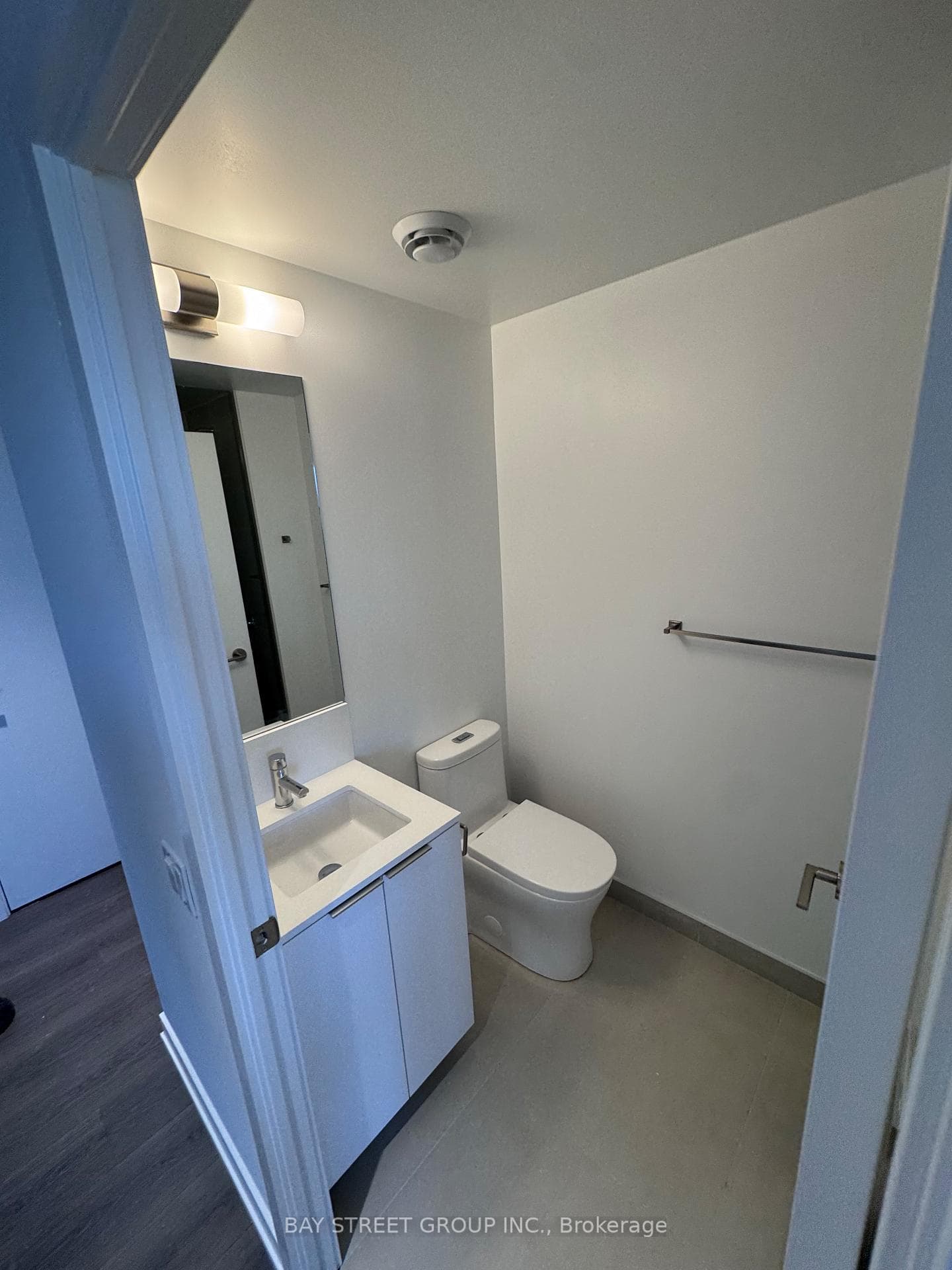 8 Wellesley Street Unit 1212 photo 5