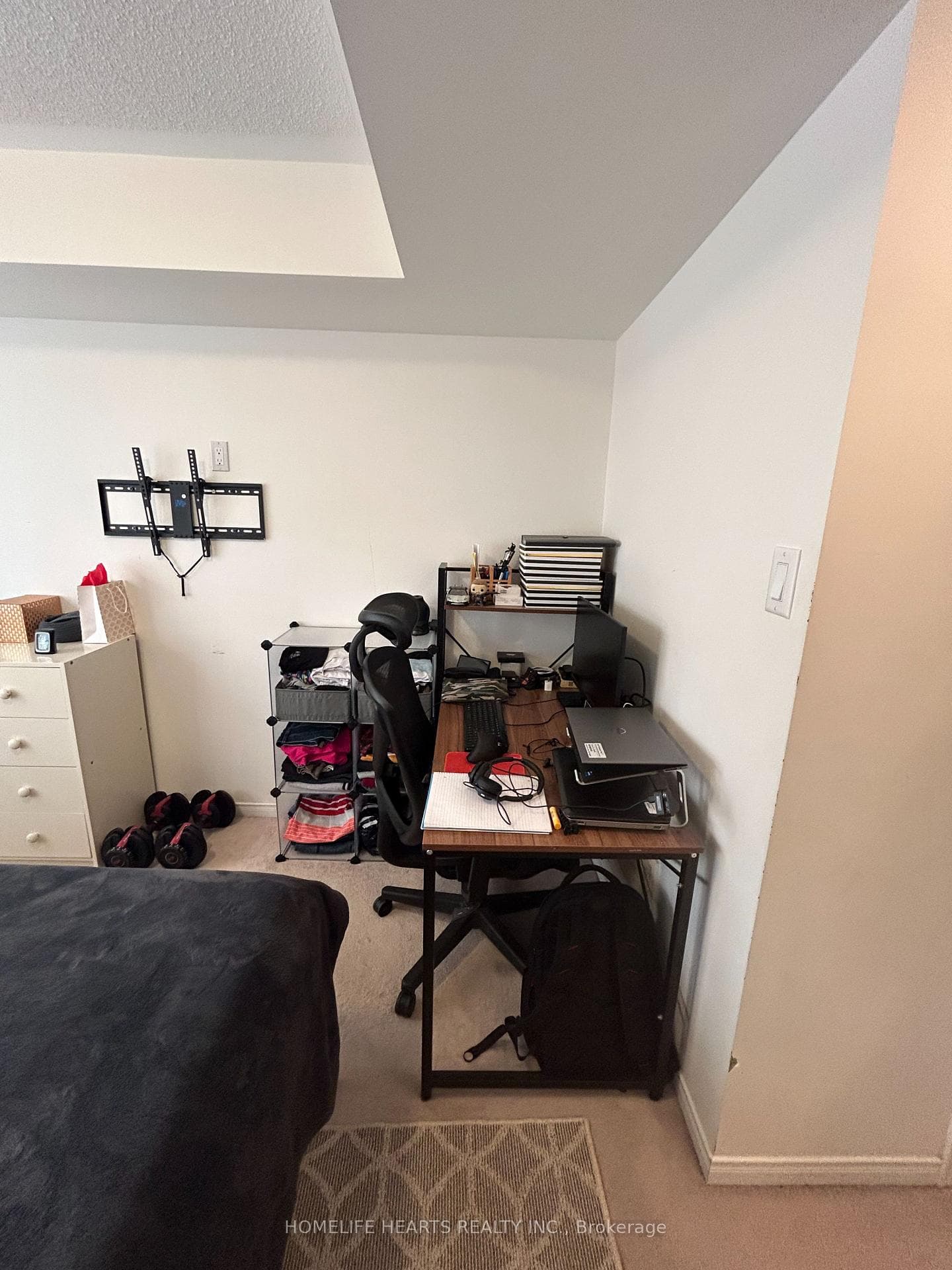 5625 Oscar Peterson Boulevard Unit 11 photo 12