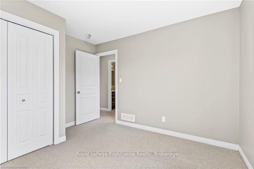1717 REGINALD BART Drive photo 27