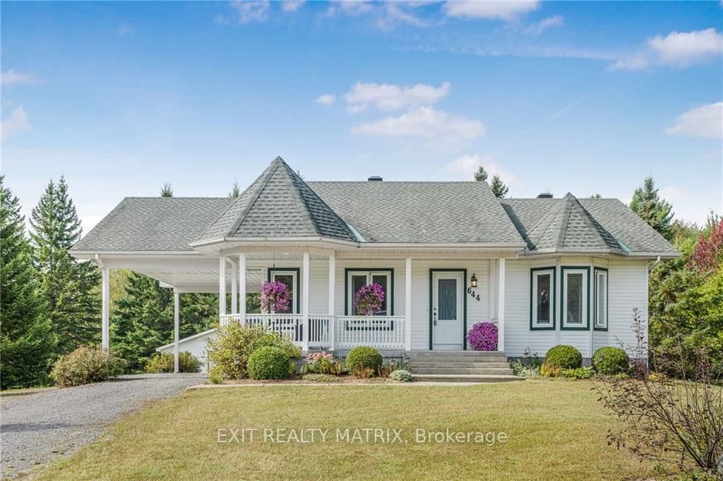 644 STATION Road photo 1