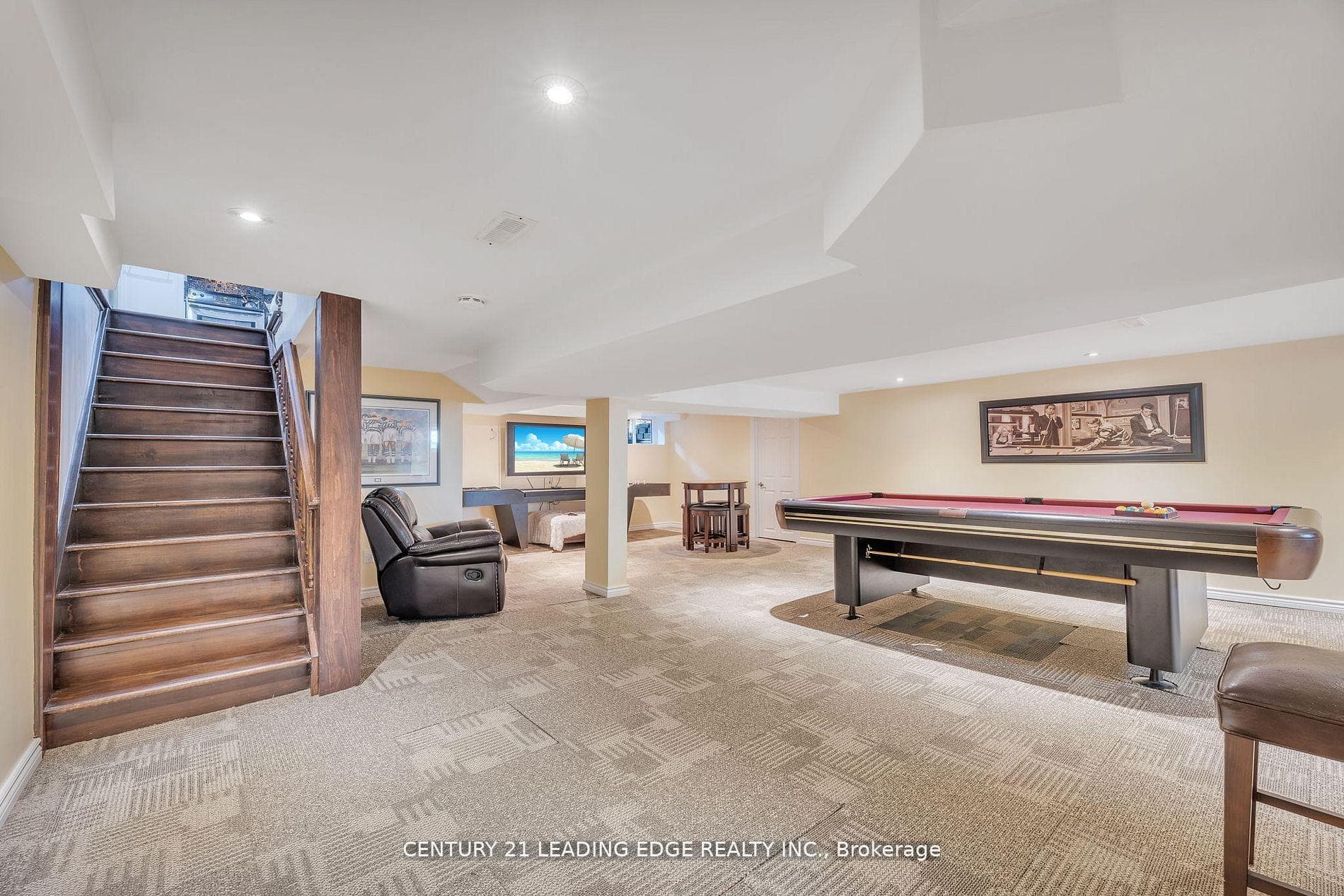 2372 Altona Road photo 40