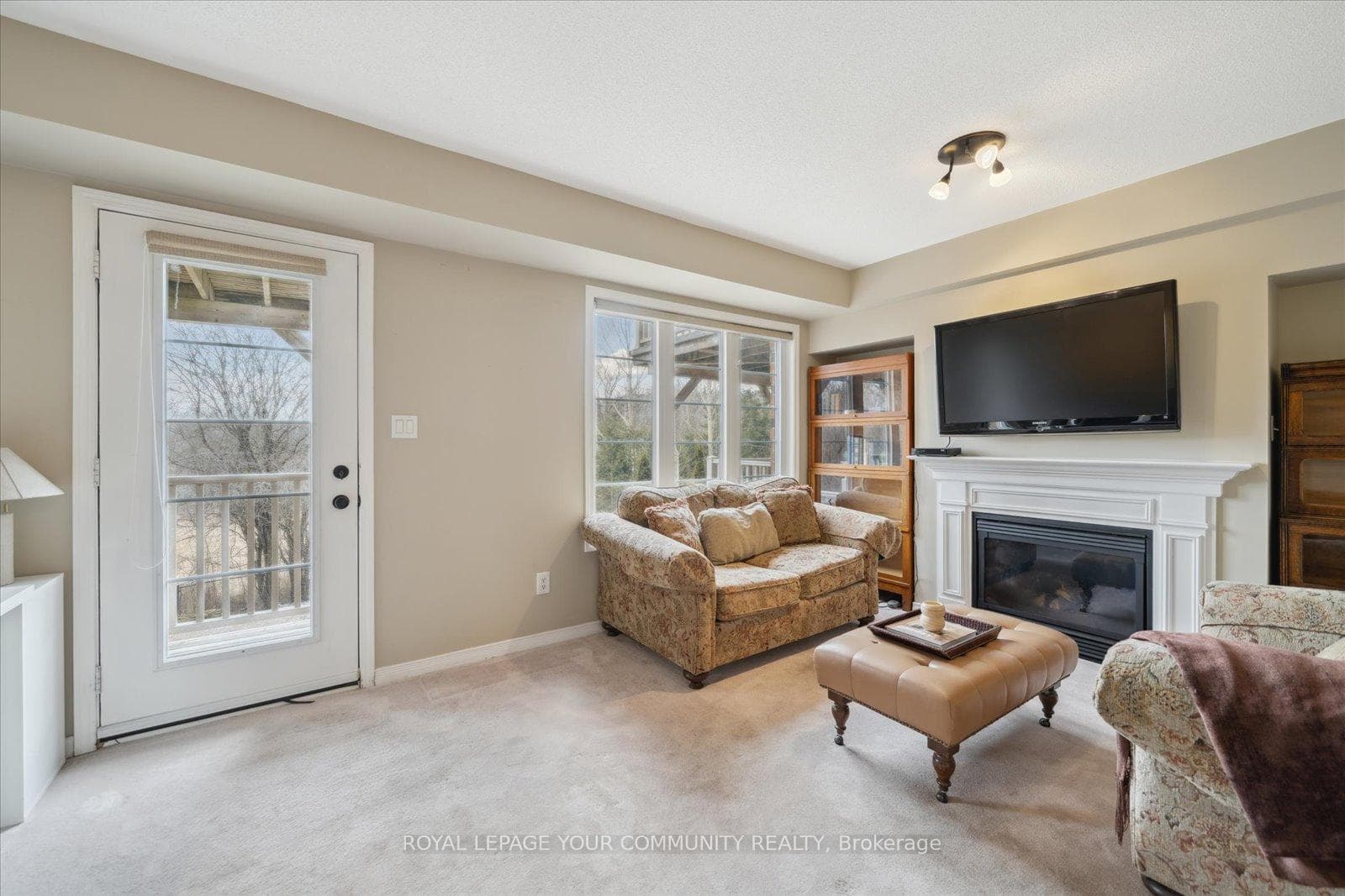 118 Chapman Court photo 41