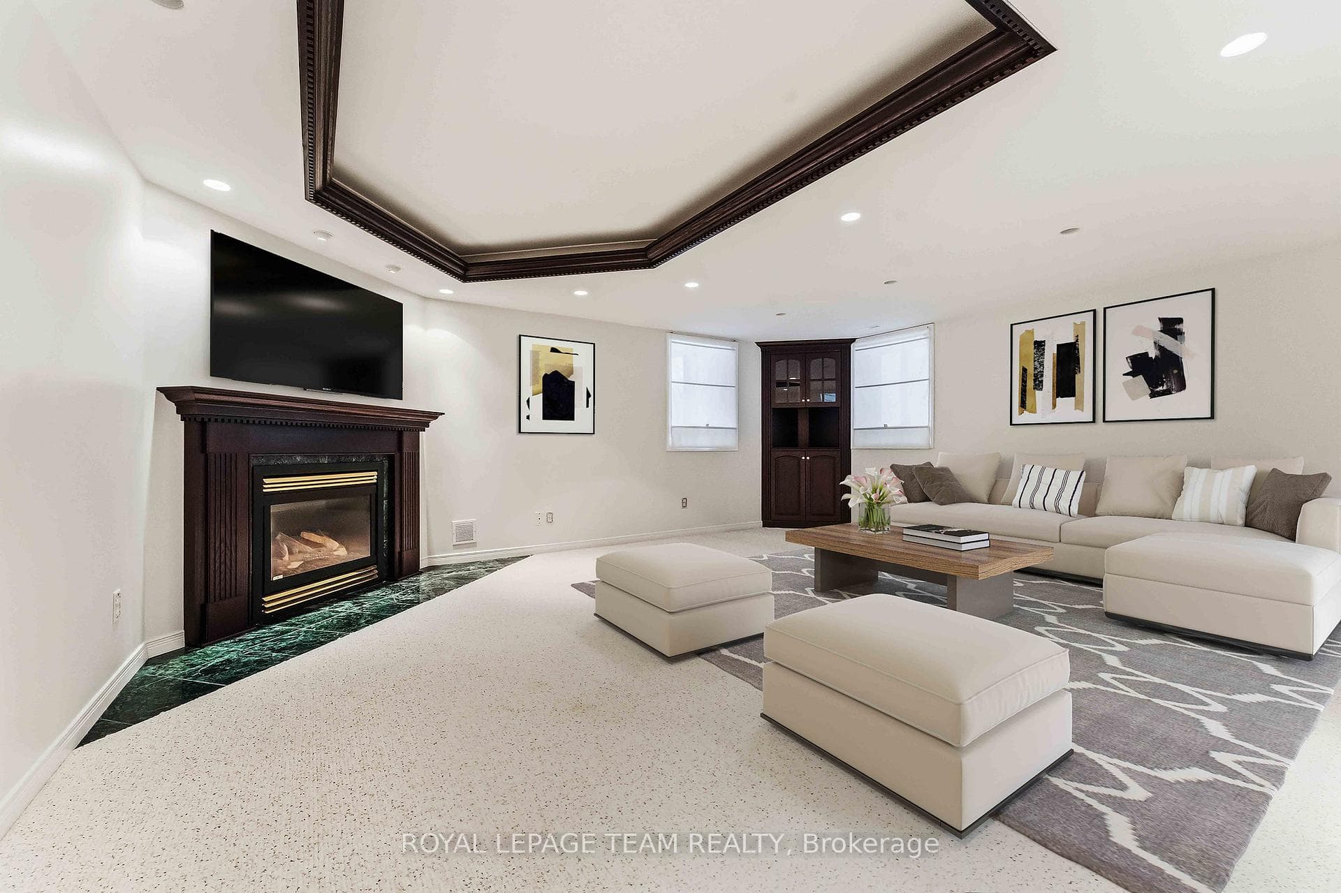27 Highmont Court photo 22
