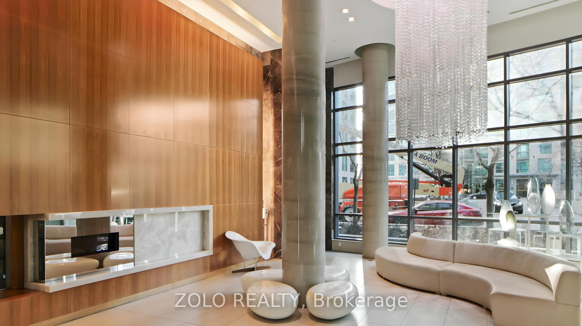 215 Fort York Boulevard Unit 1301 photo 5