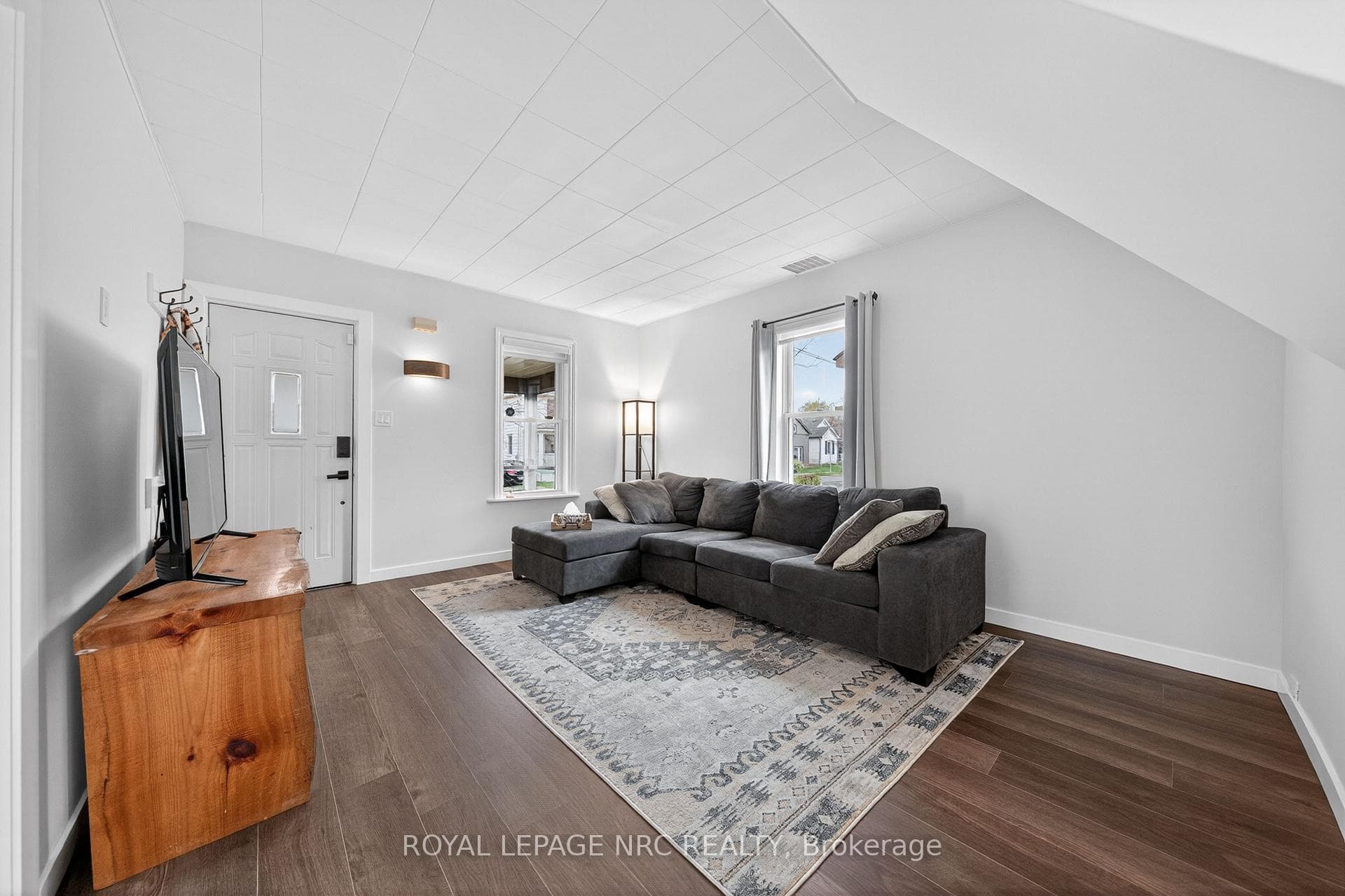 62 Louisa Street photo 6