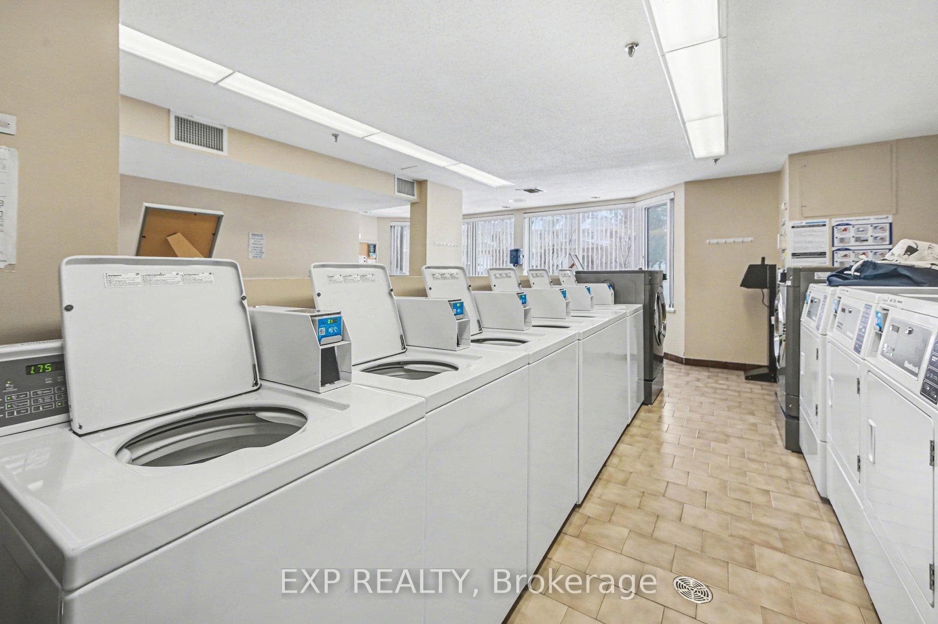 80 Sandcastle Drive Unit 404 photo 23