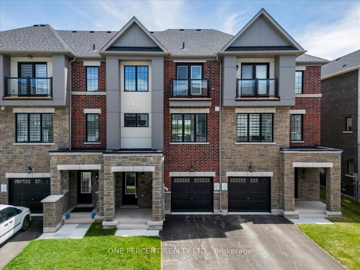 16 Pearen Lane photo 1