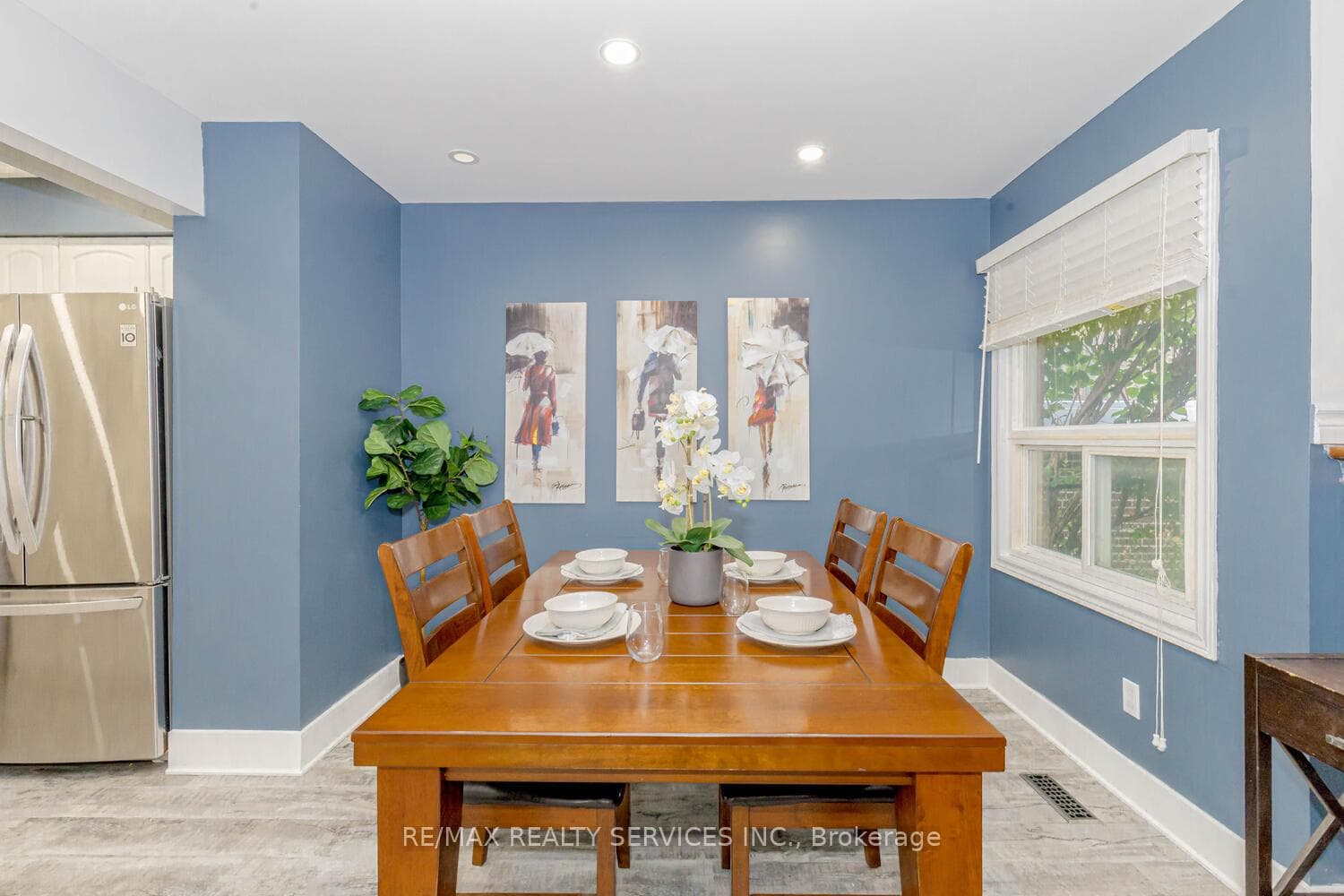 32 Simmons Boulevard photo 11