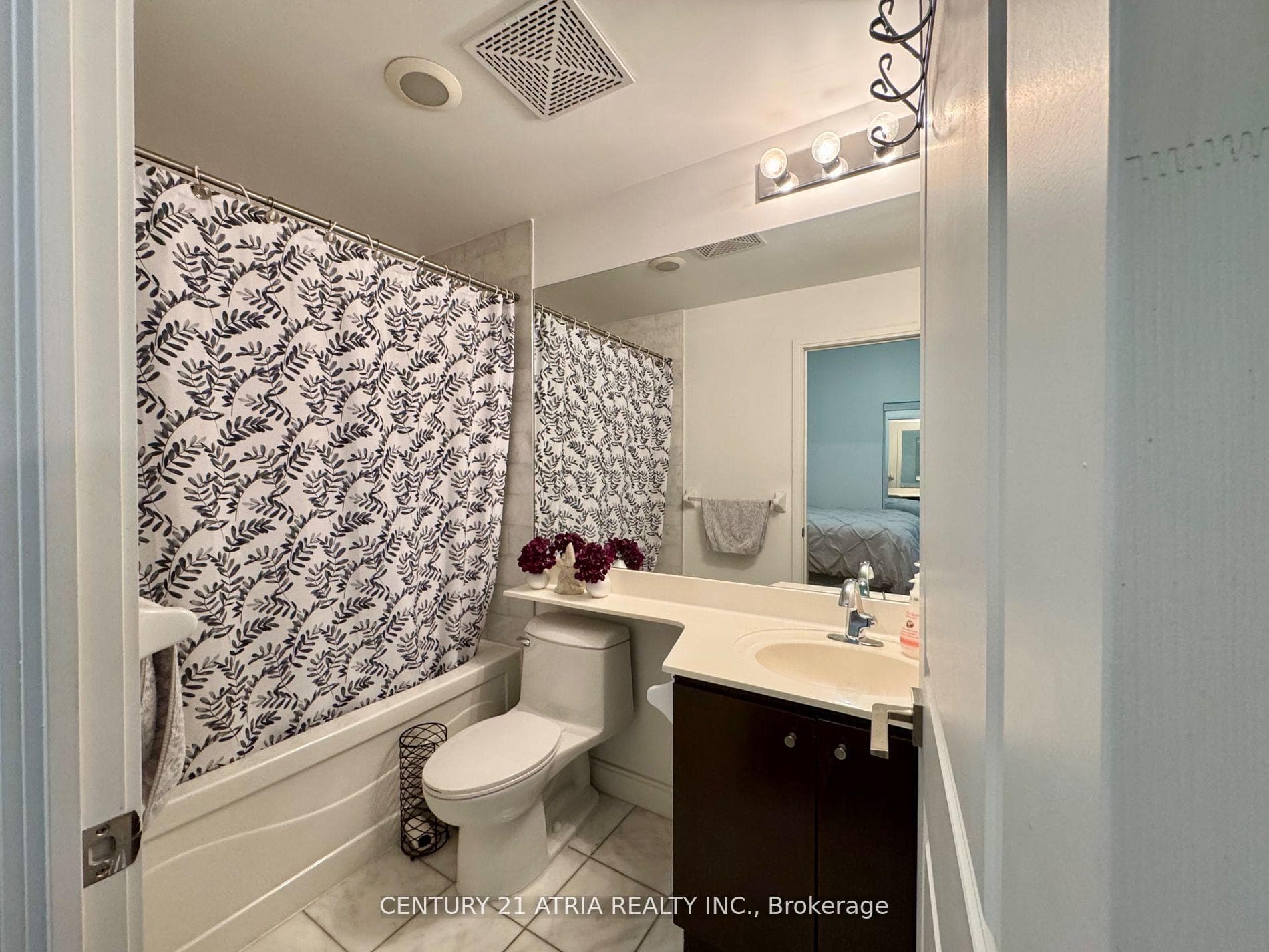 1 Scott Street Unit 1305 photo 12