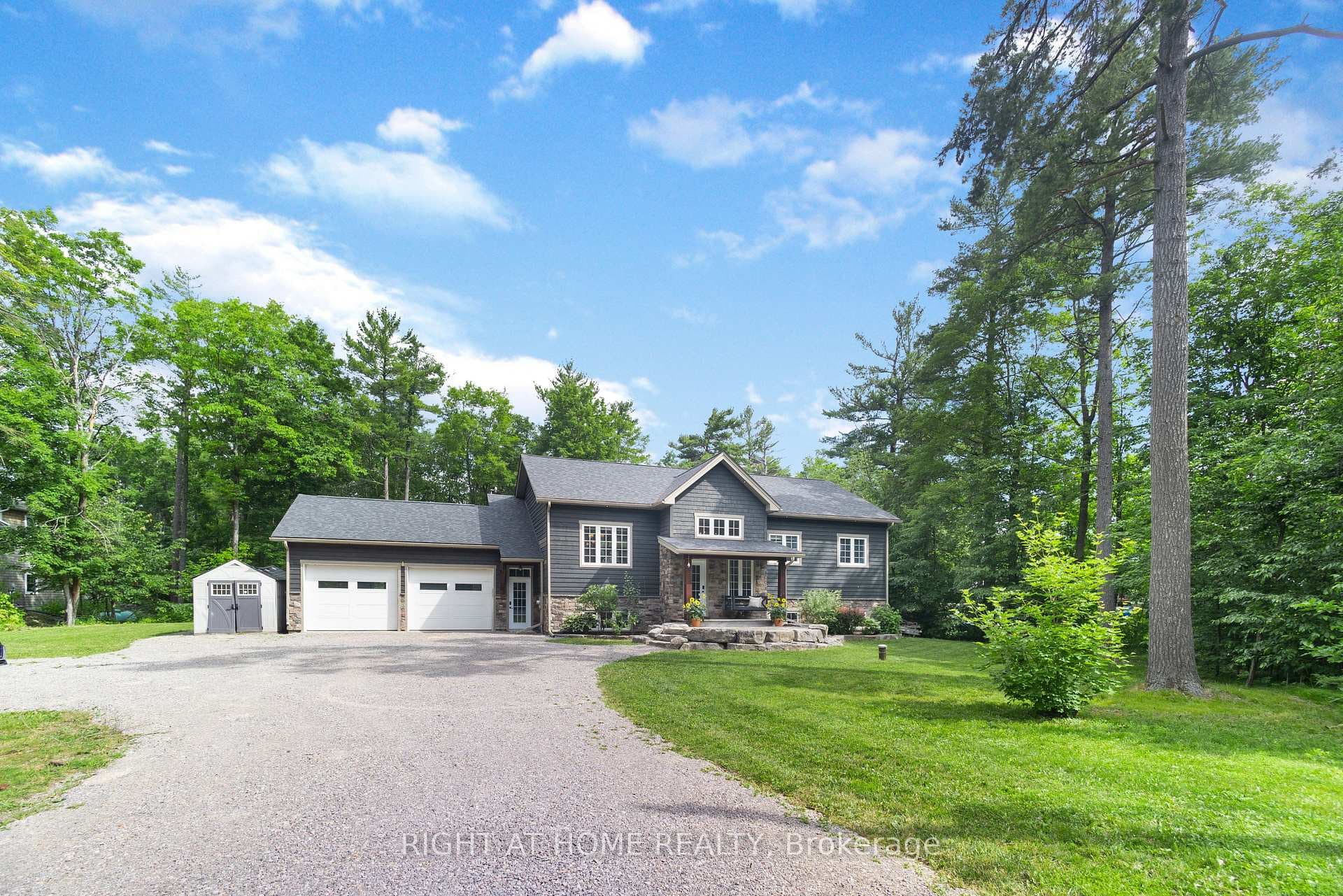 590 Golf Course Road photo 5