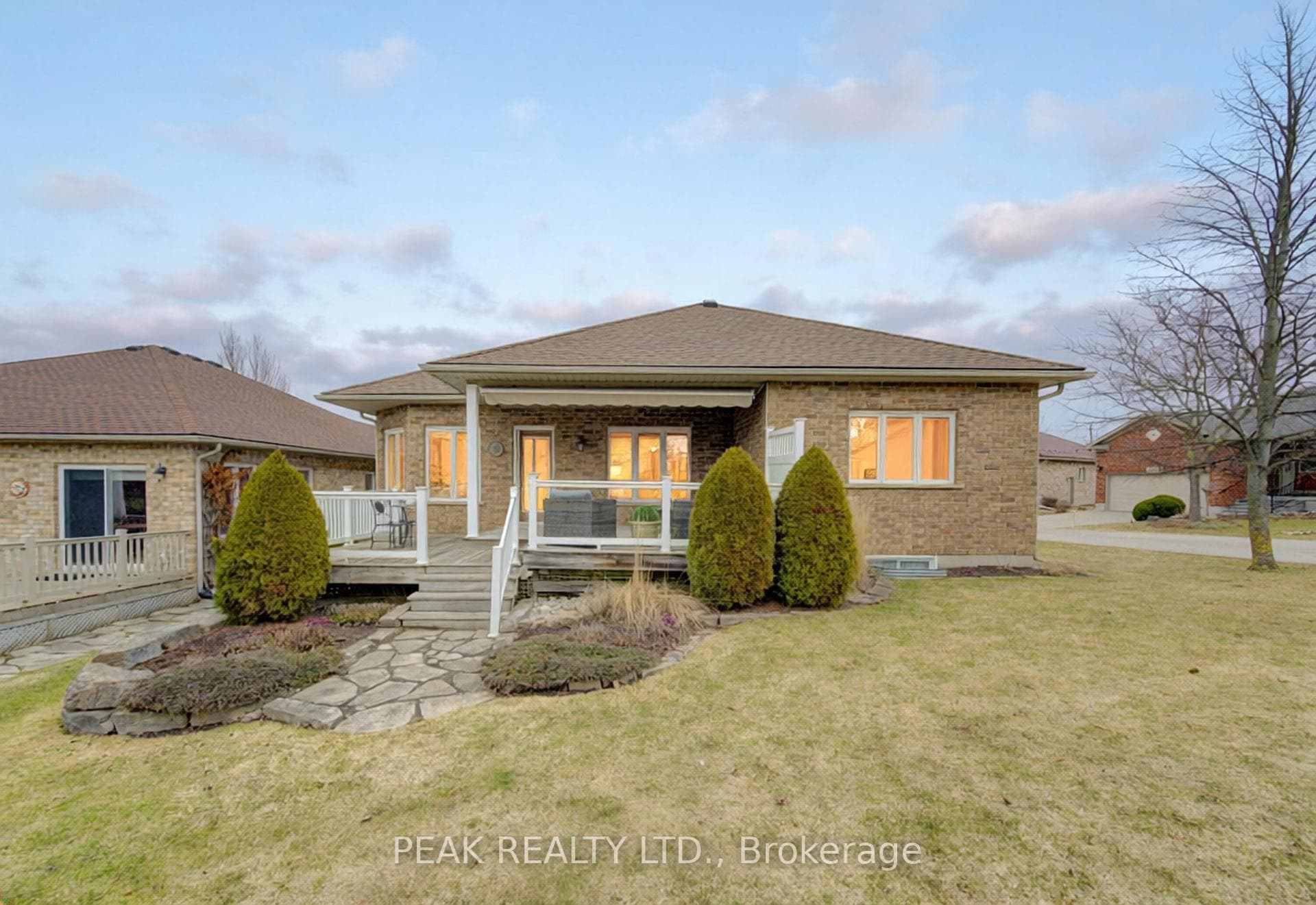 103 Devonshire Drive photo 39