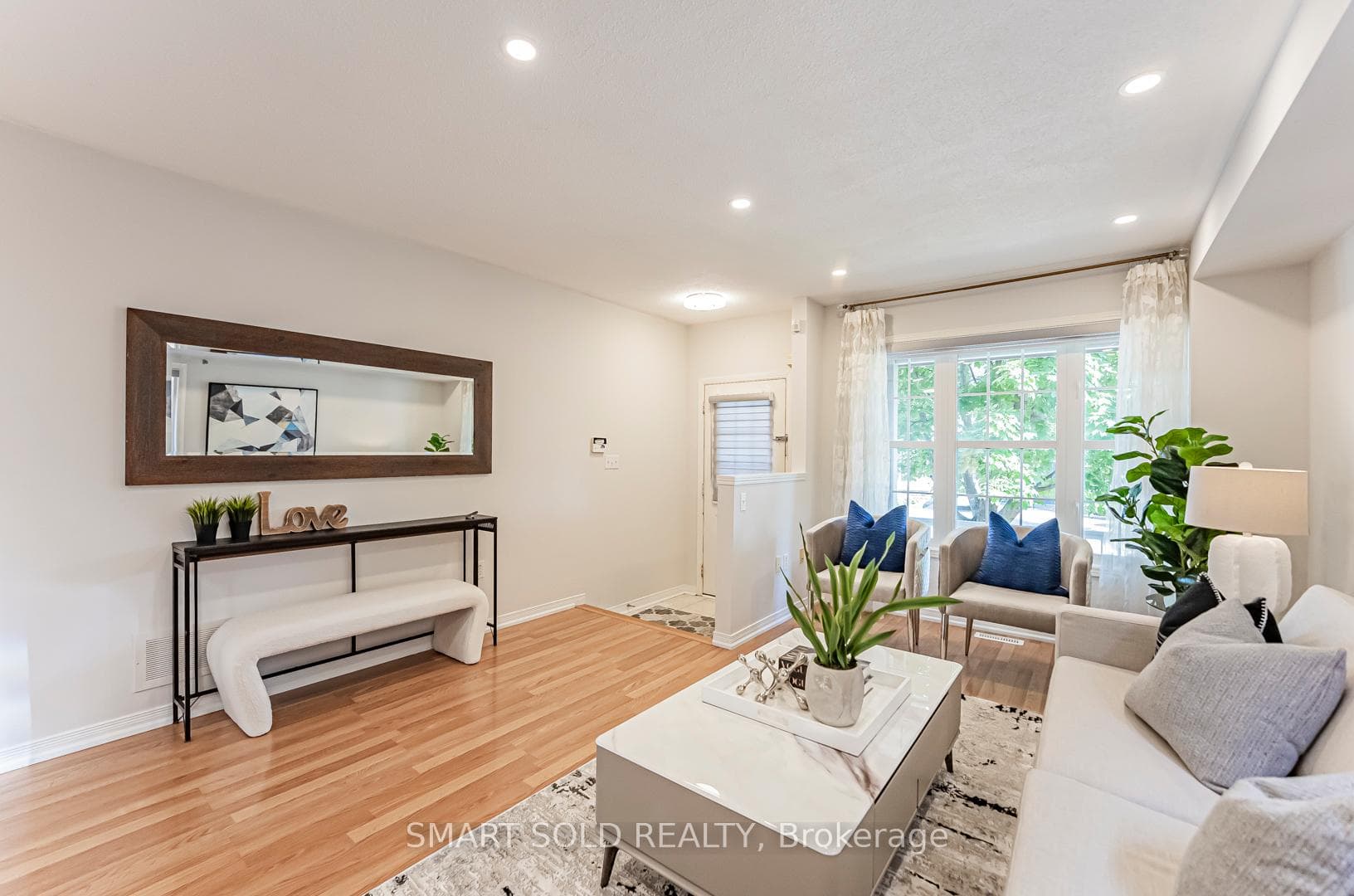 63 Arundel Drive photo 13