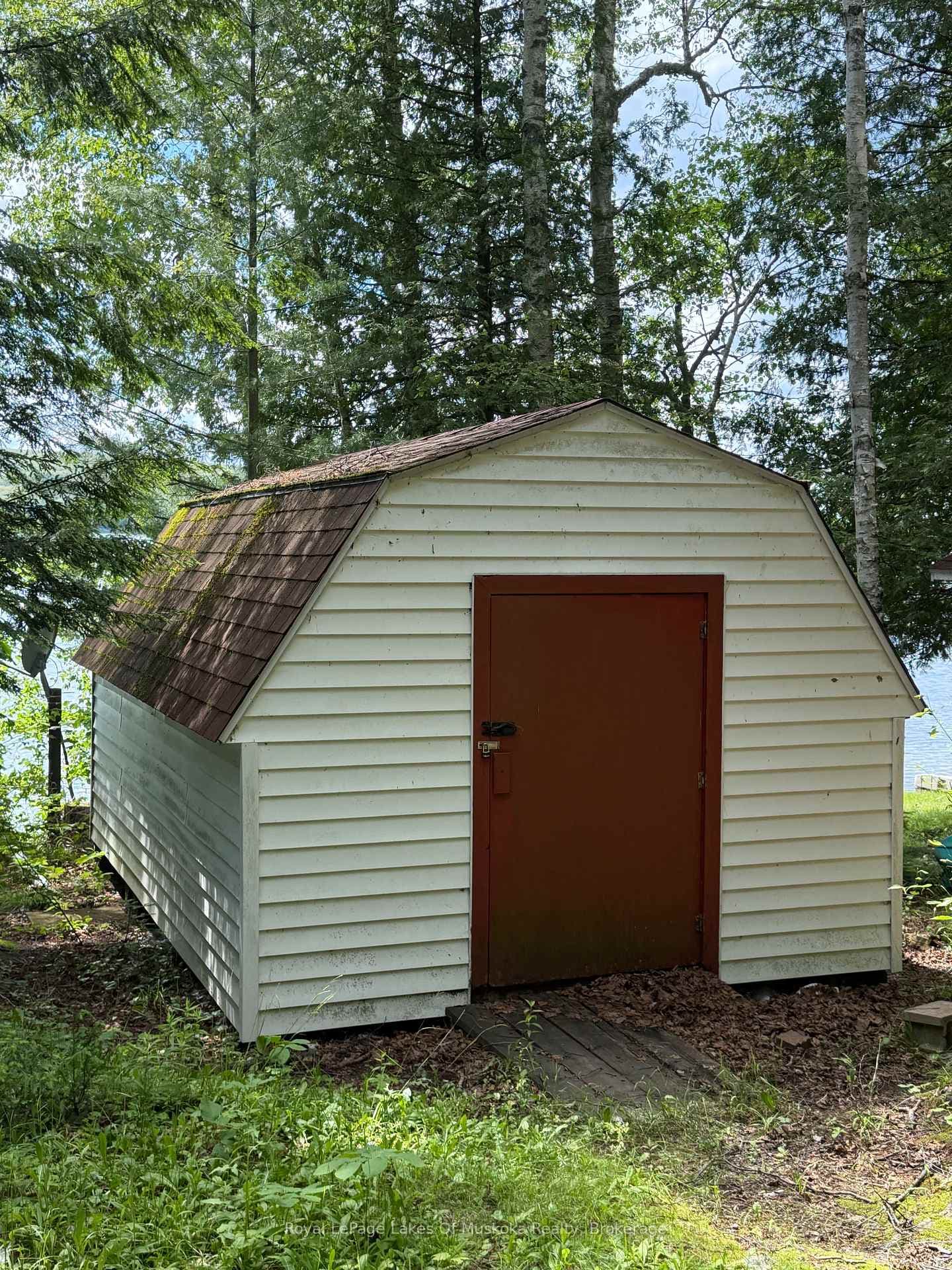 Large Storage Shed (18X12) or Converted to Bunkie