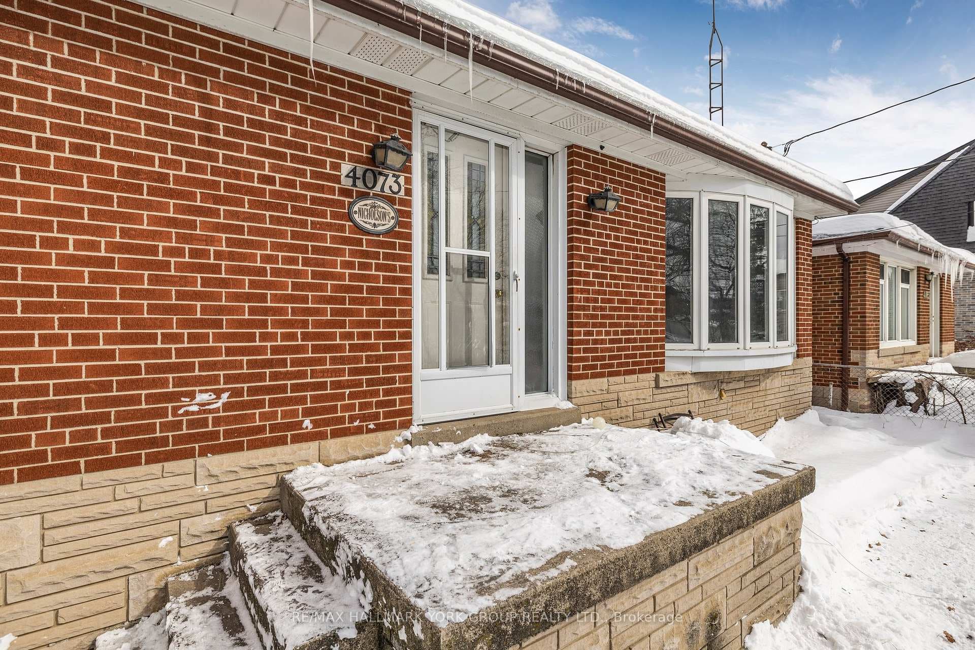 4073 Tomken Road photo 5