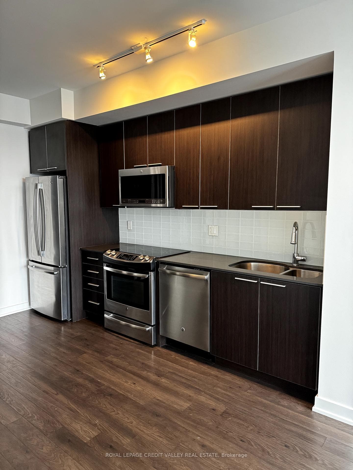 10 Park Lawn Road Unit 4006 photo 11