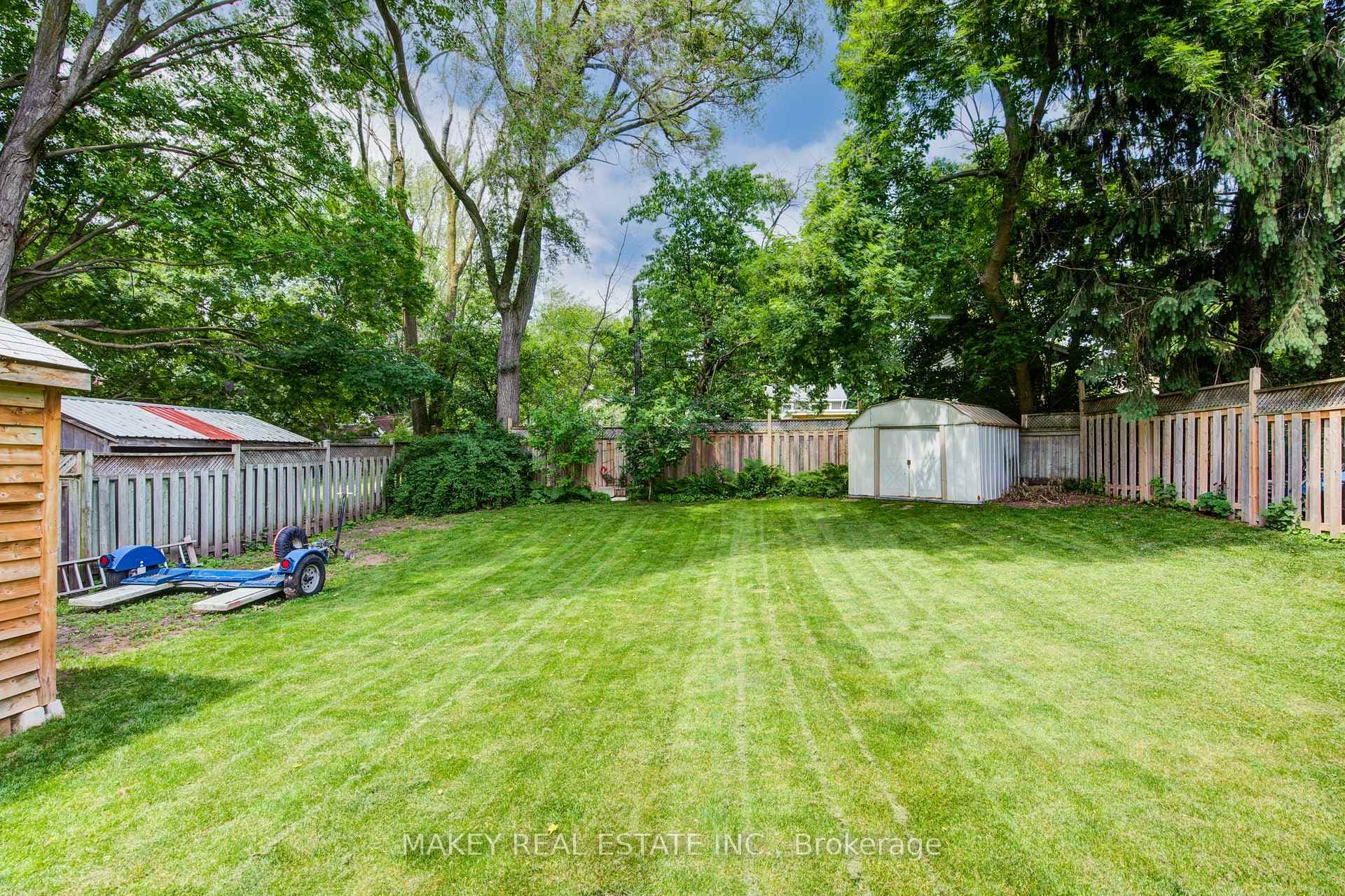 317 Spencer Street photo 42