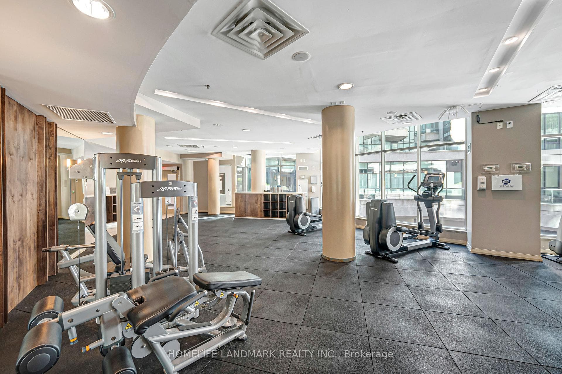 16 Yonge Street Unit 901 photo 43