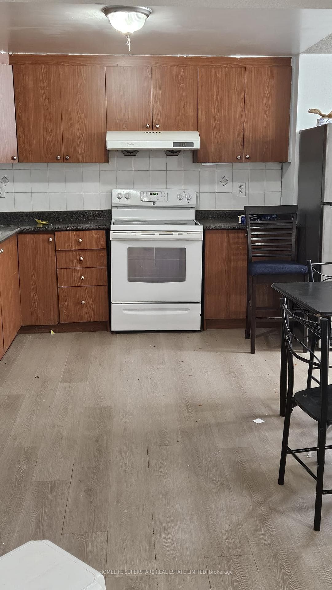 91 REDWILLOW Road photo 2