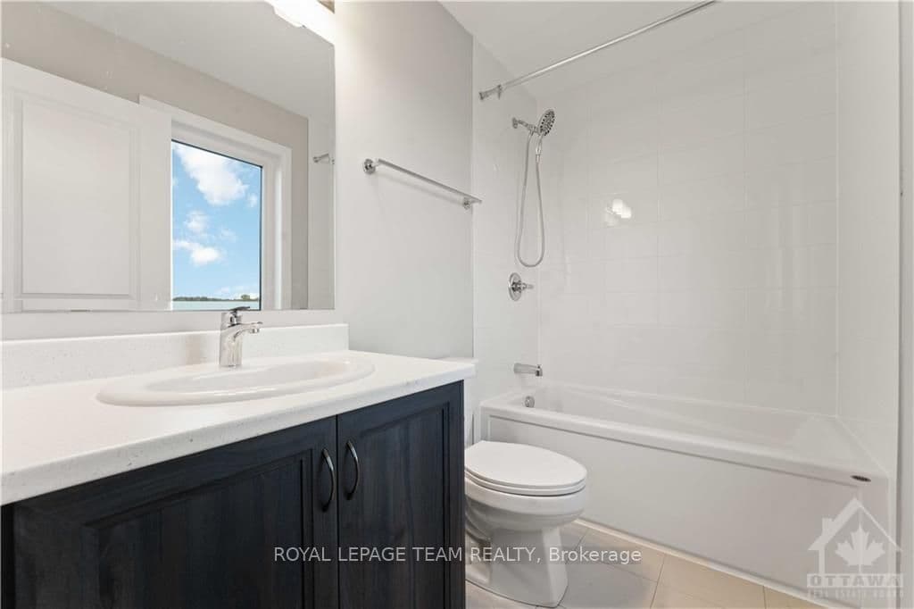 210 ELSIE MACGILL Walk photo 16