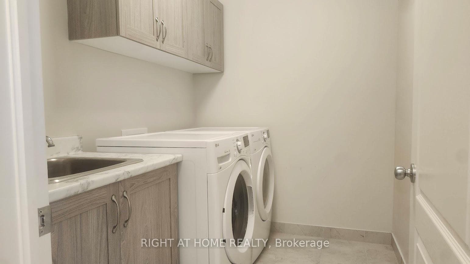 607 Egret Way photo 18