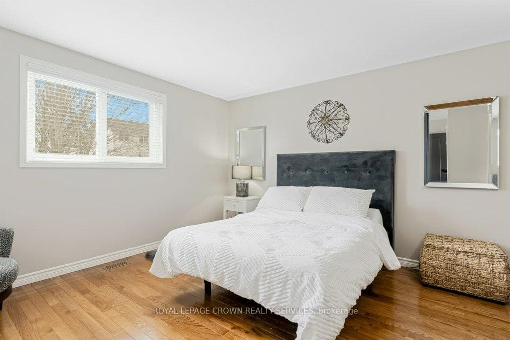 56 Dawn Crescent photo 14