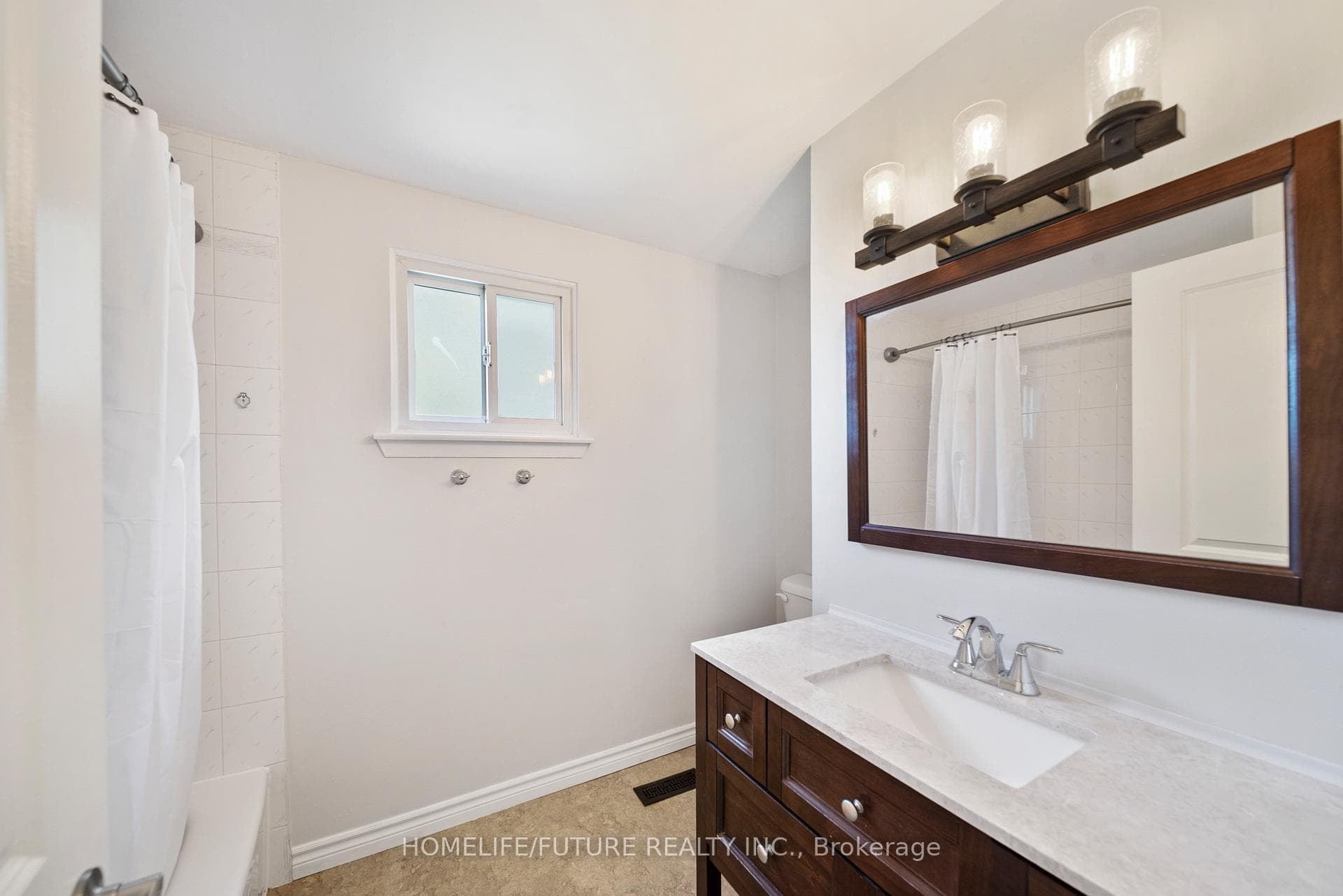 201 Ormond Drive photo 14