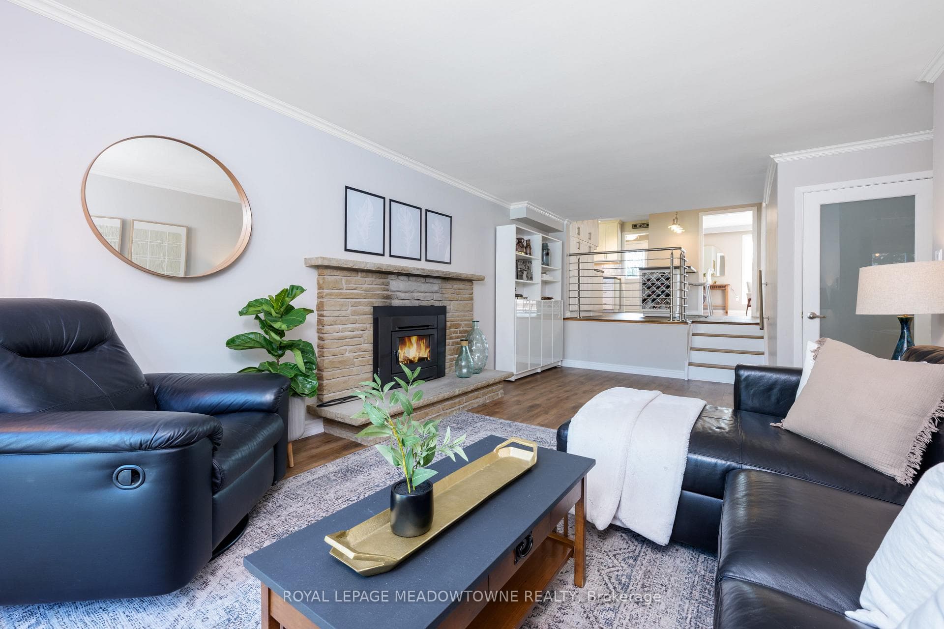 8 Lucinda Place photo 18
