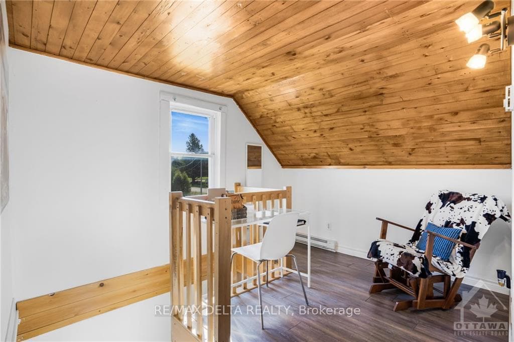 3685 PATTEE Road photo 19