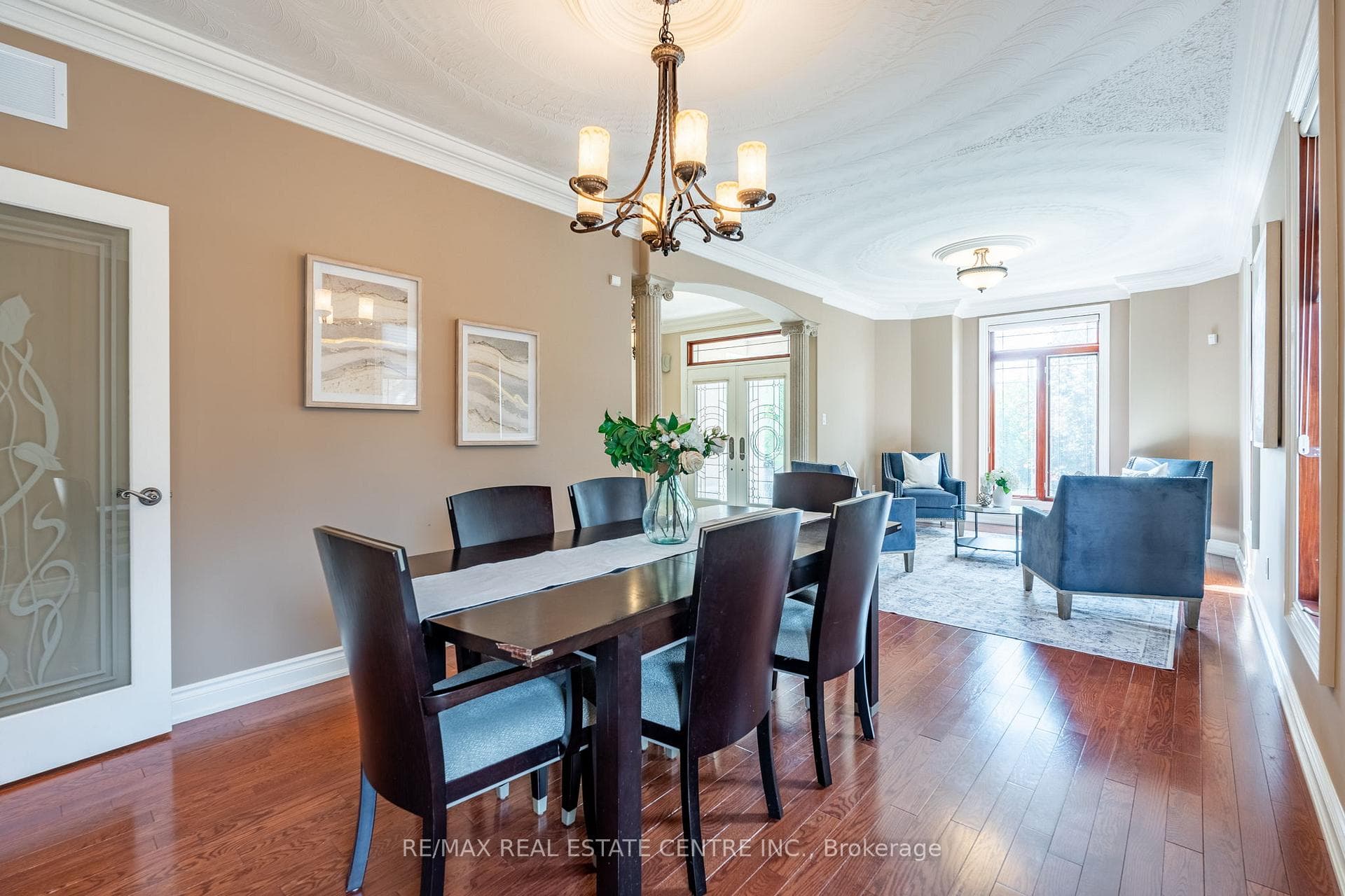 253 GLANCASTER Road photo 8