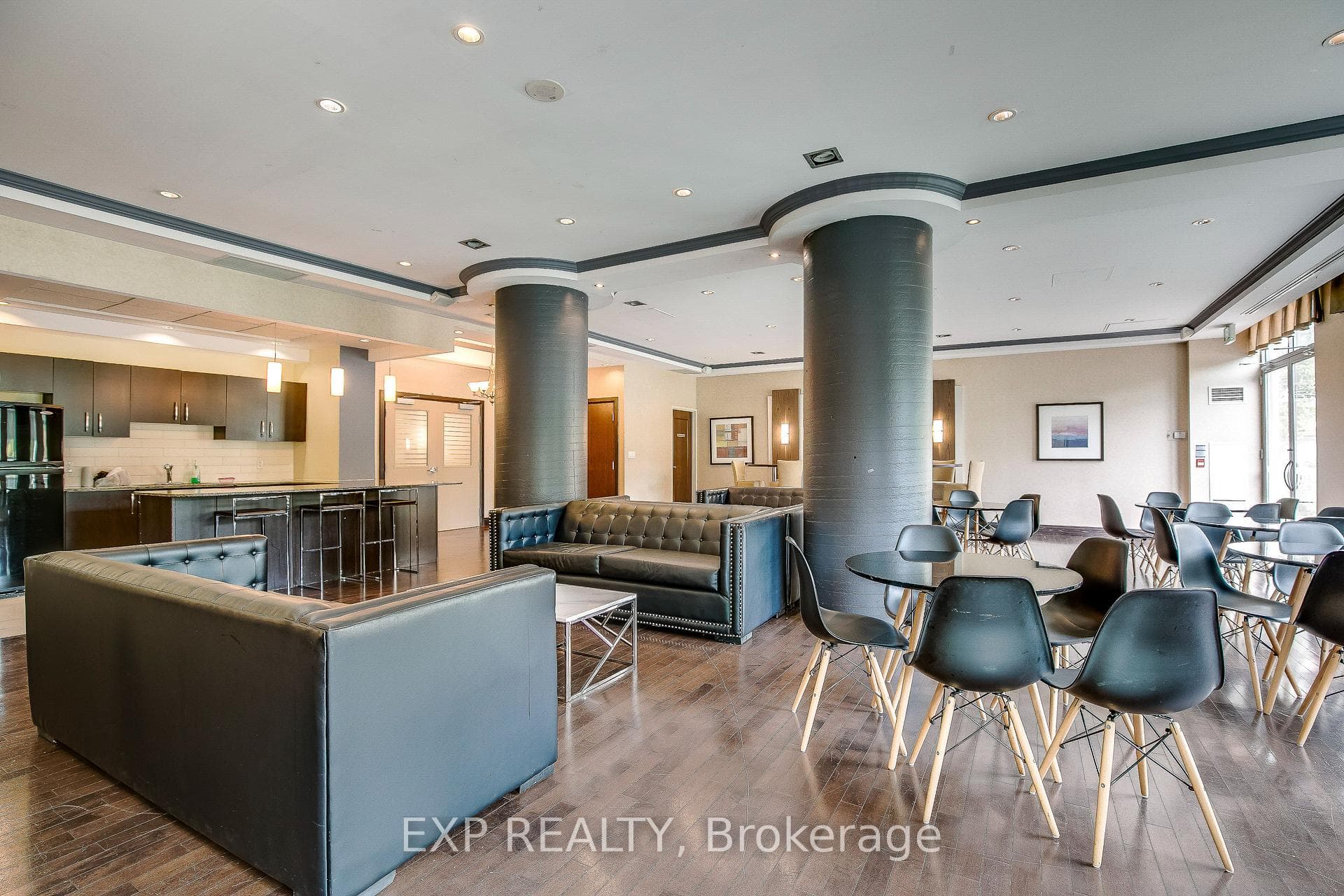 3504 Hurontario Street Unit 2303 photo 17