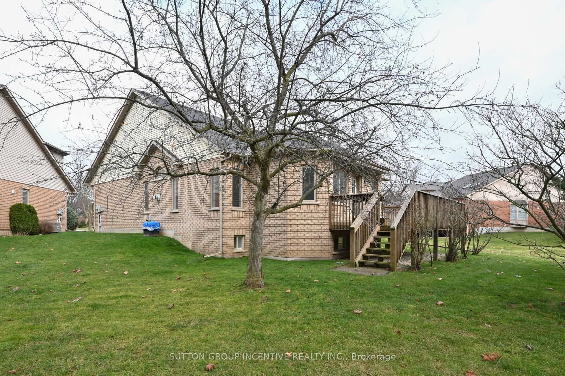 7 Belair Place photo 28