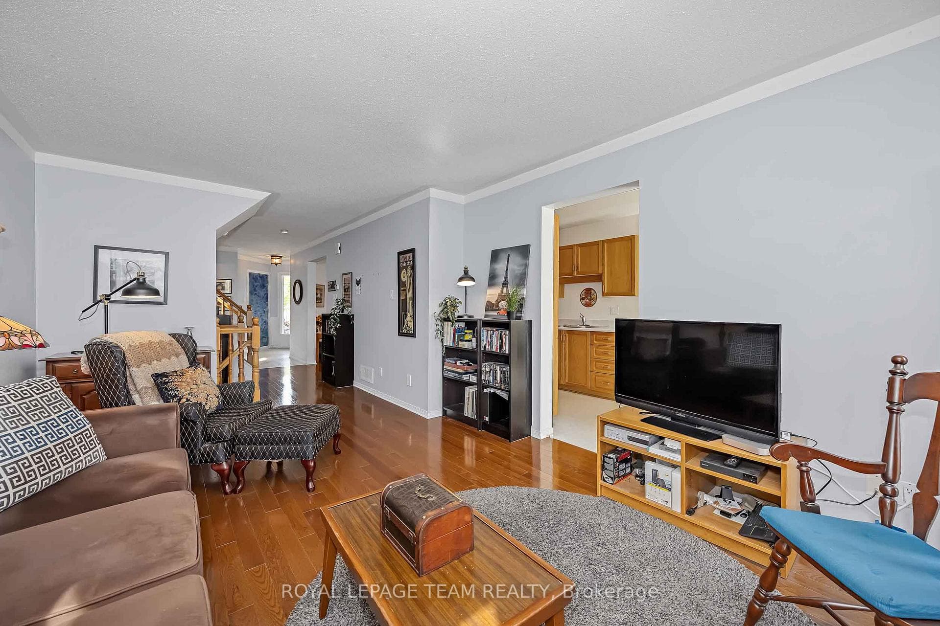 23 Roblyn Way photo 13