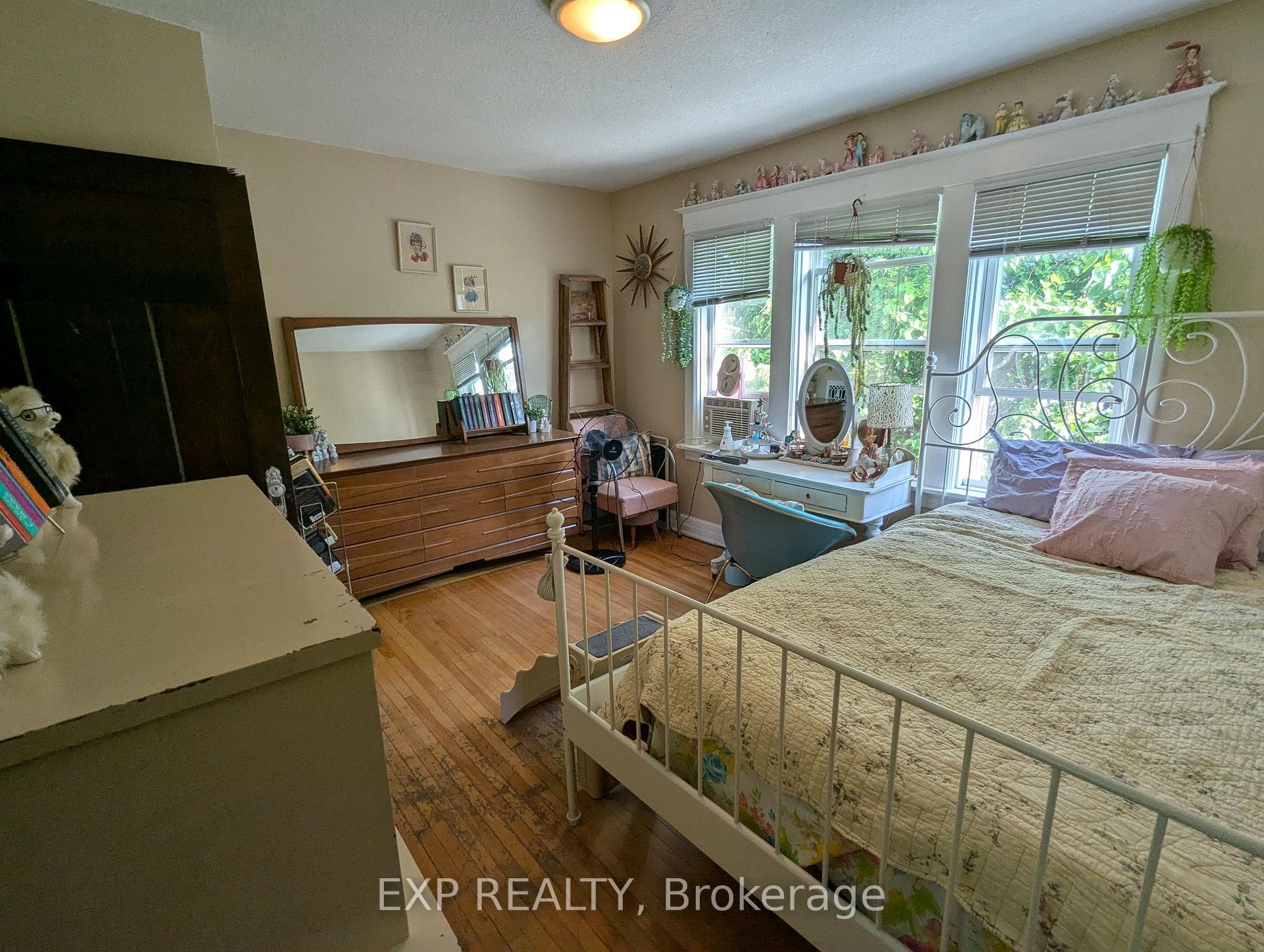 84 Somerset Avenue photo 23