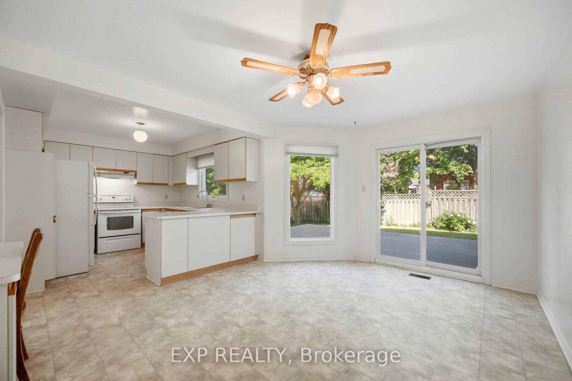 1938 Kempton Park Drive photo 10