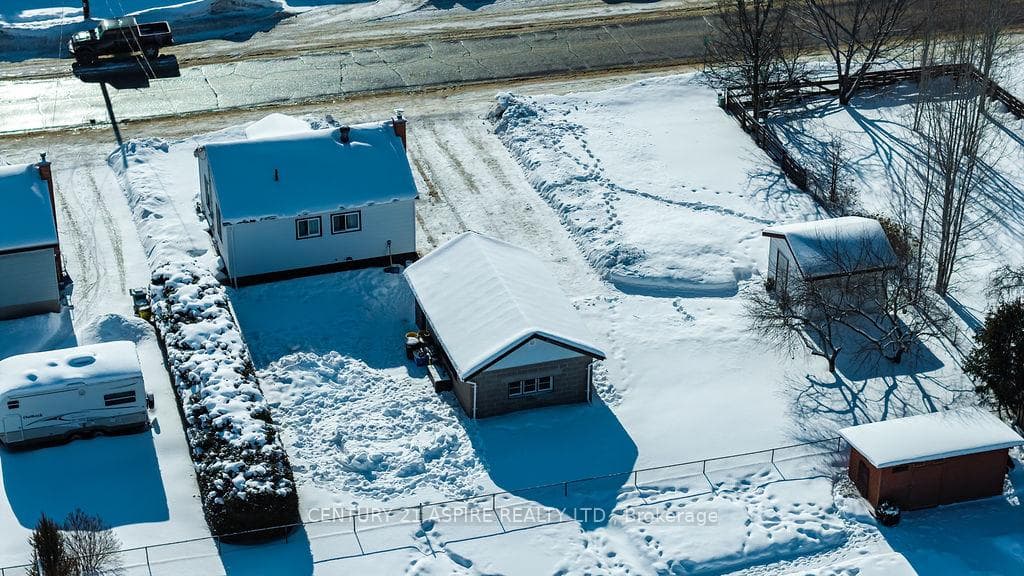 42 Mohns Avenue photo 35