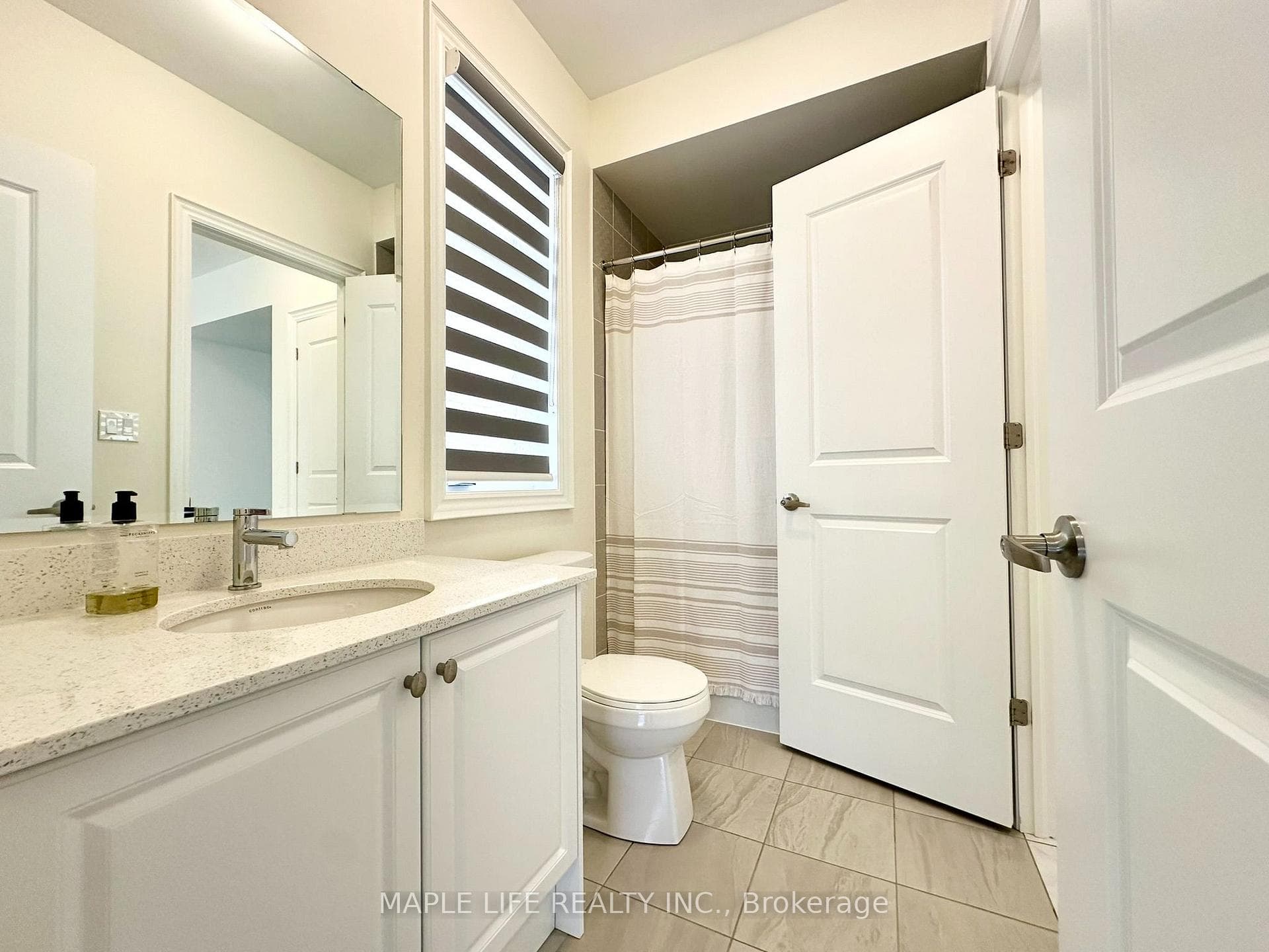 162 Rowe Street photo 7