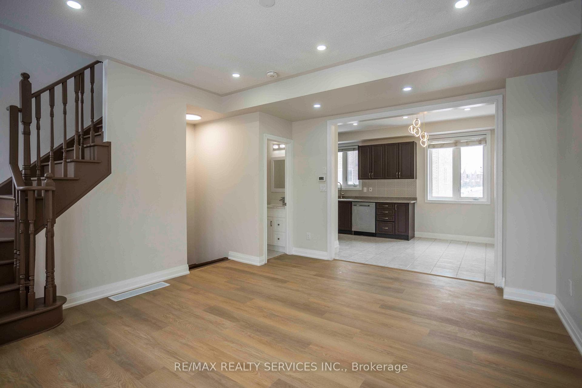 5 Sprucewood Road photo 10