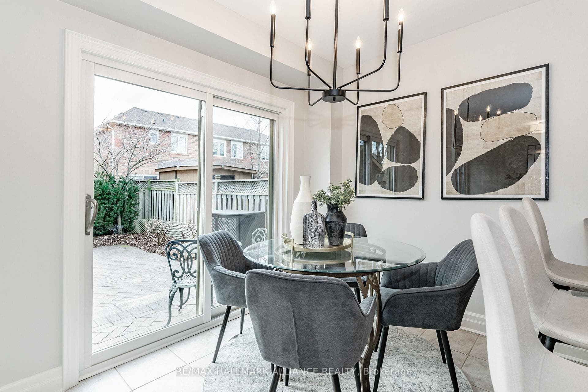 1614 Gowling Terrace photo 13