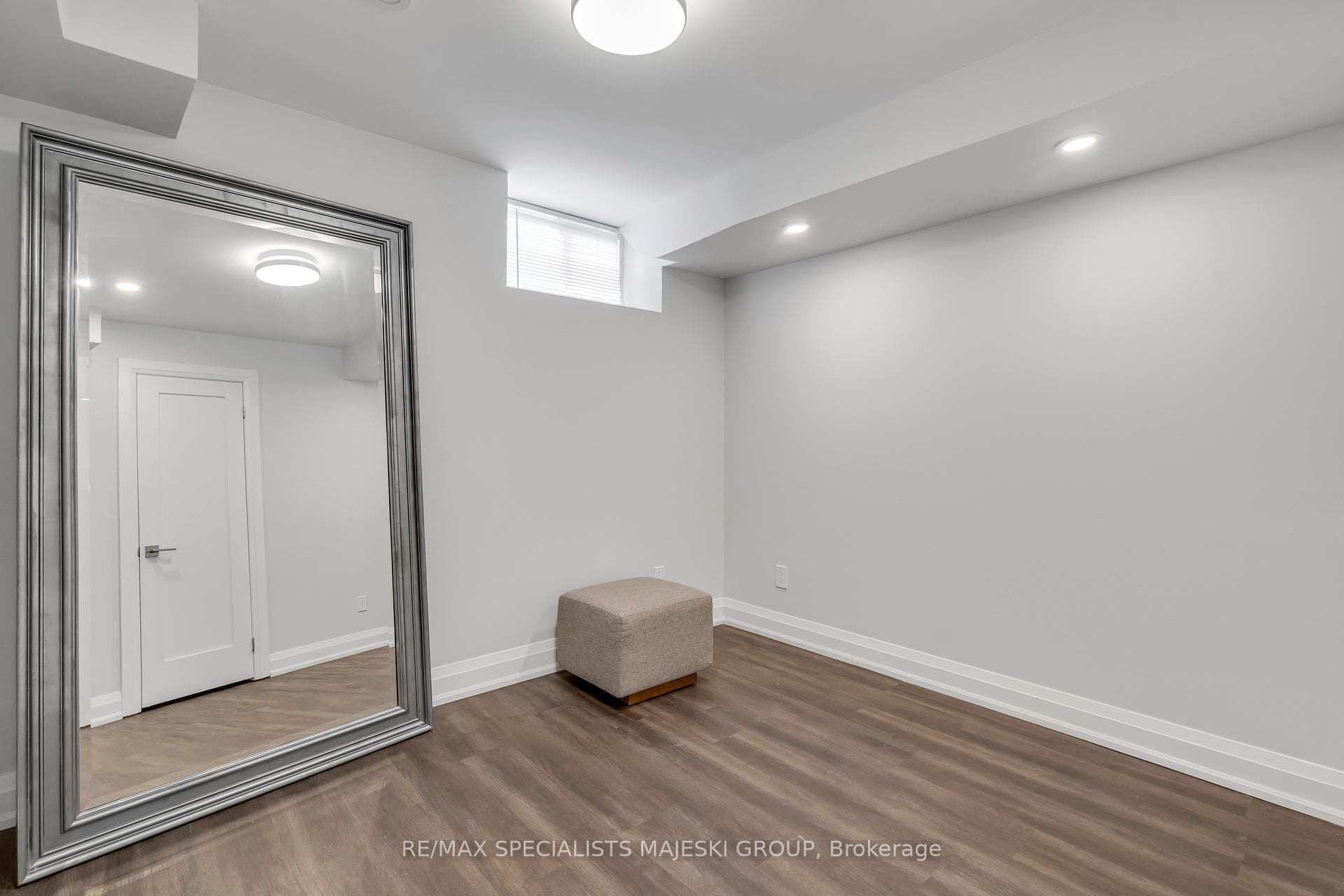 27 Heydon Park Road photo 35