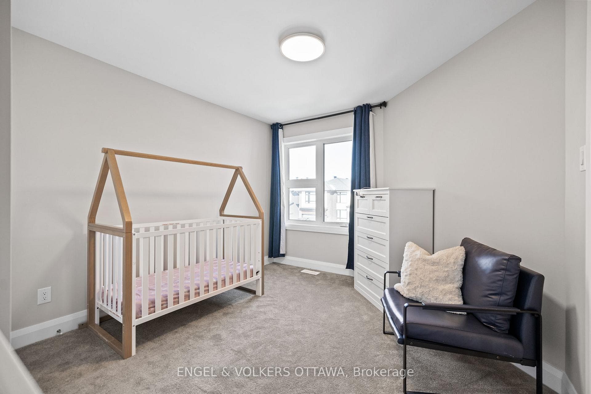 399 Longworth Avenue photo 32