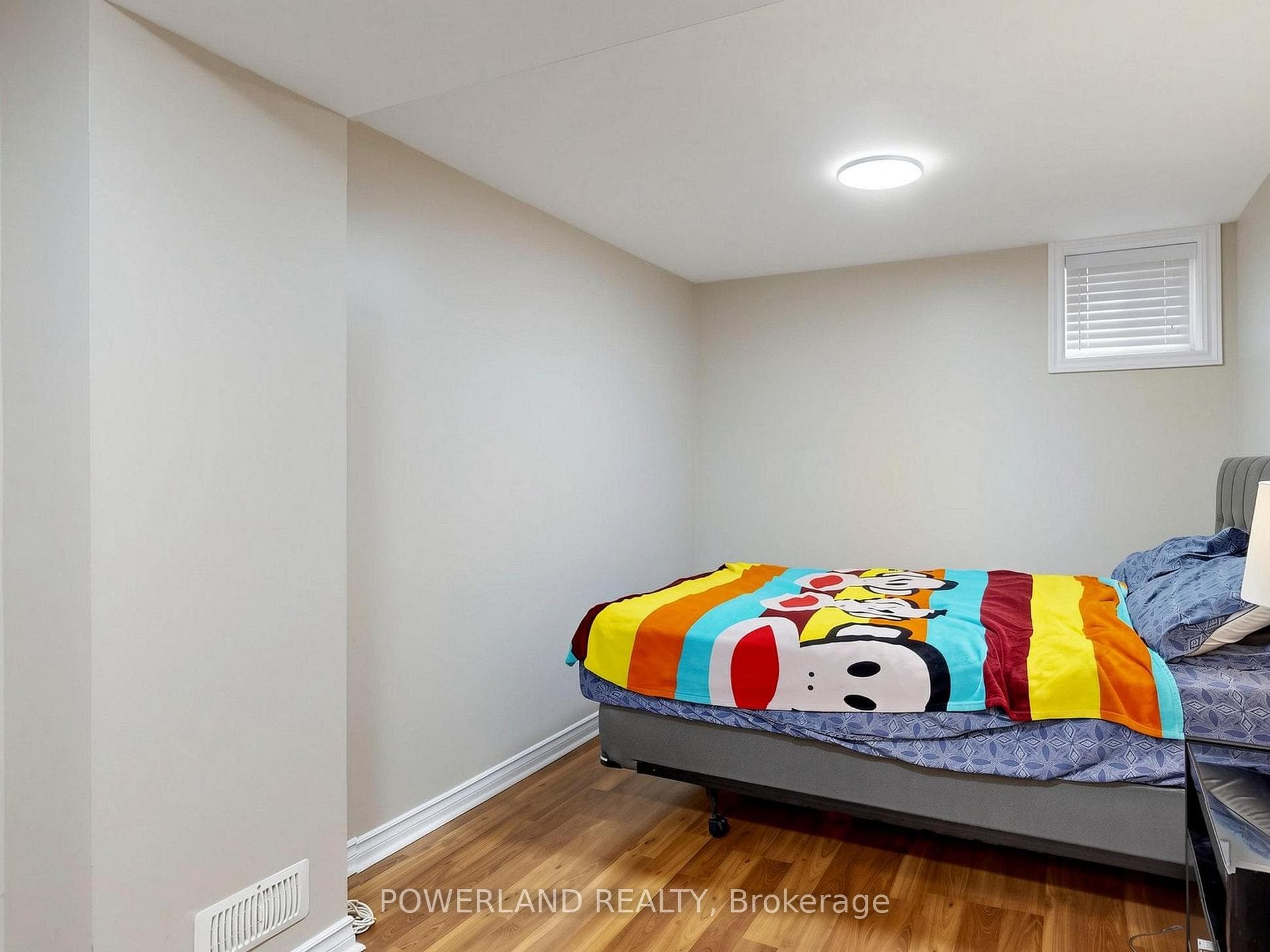 7 Laurentide Avenue photo 42