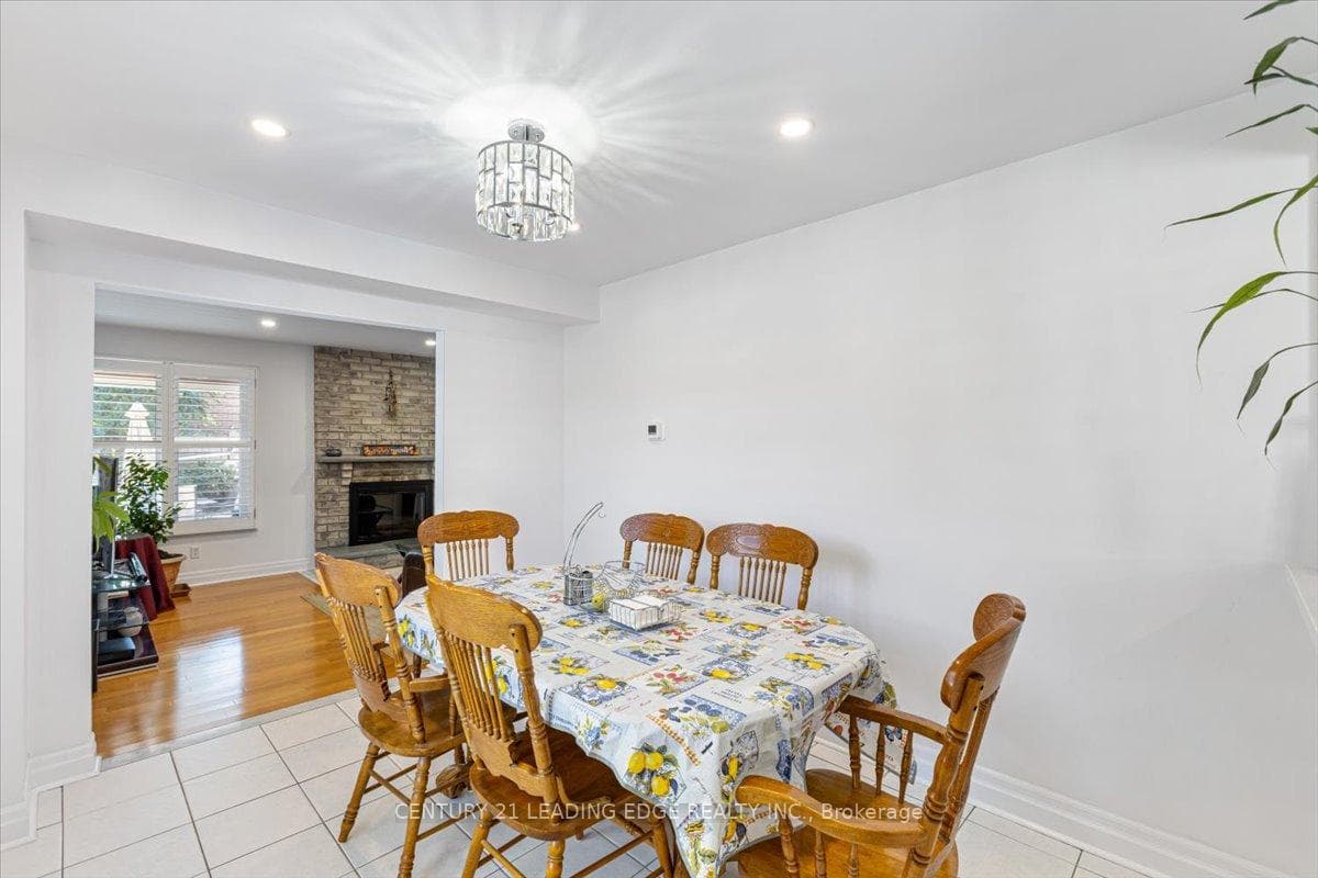 69 PARKINSON Road photo 7