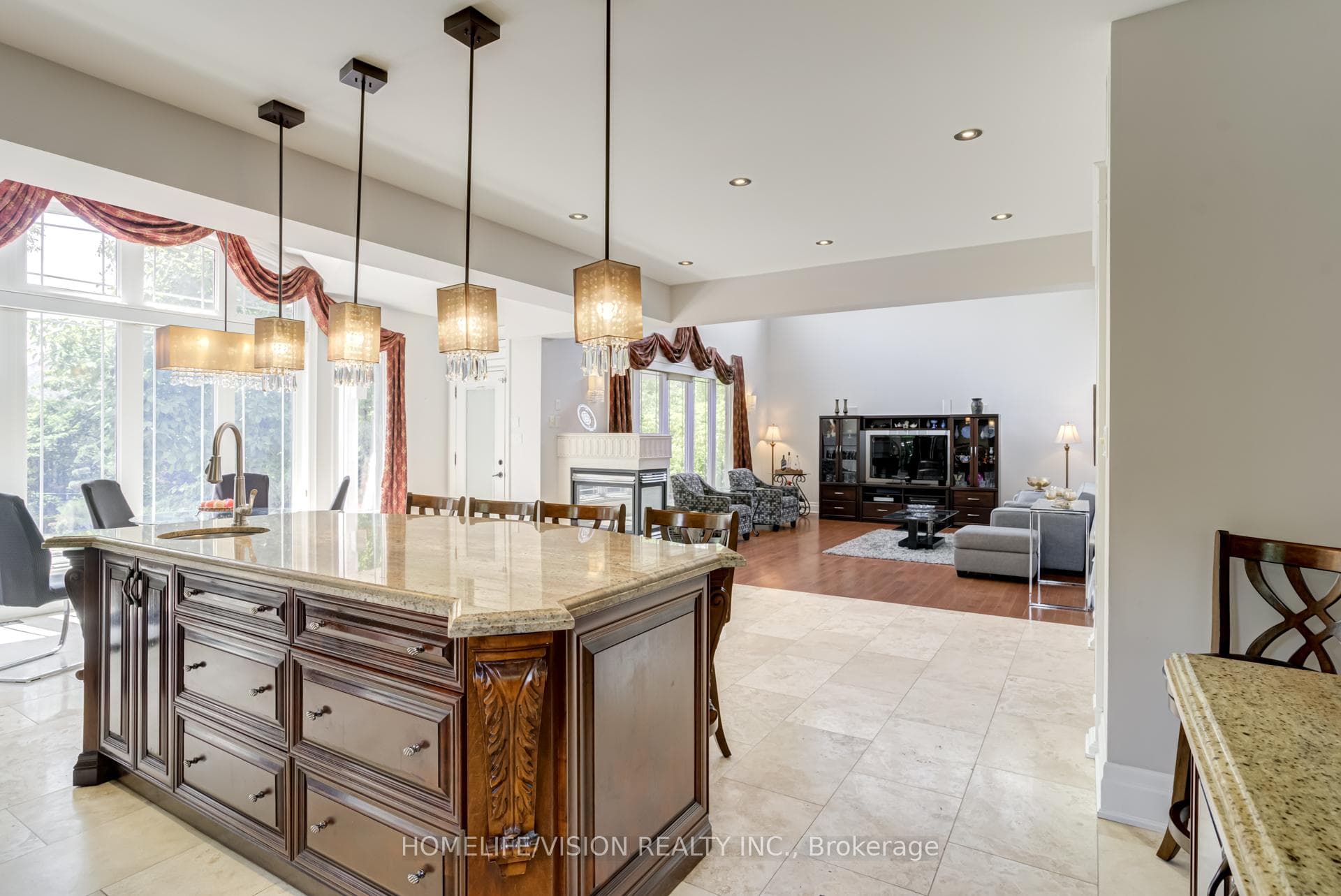 103 Yongehurst Road photo 14