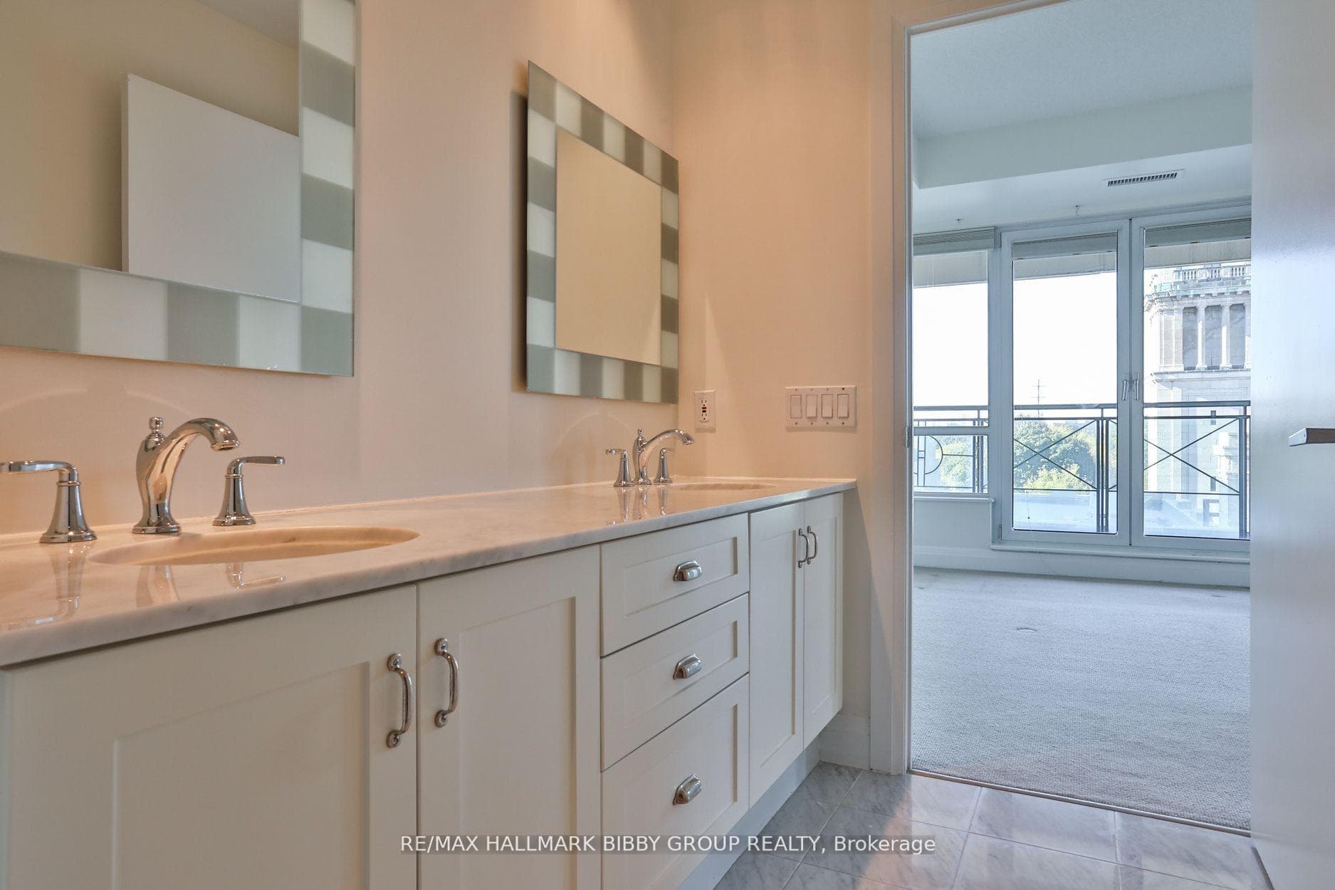 20 Scrivener Square Unit 604 photo 14
