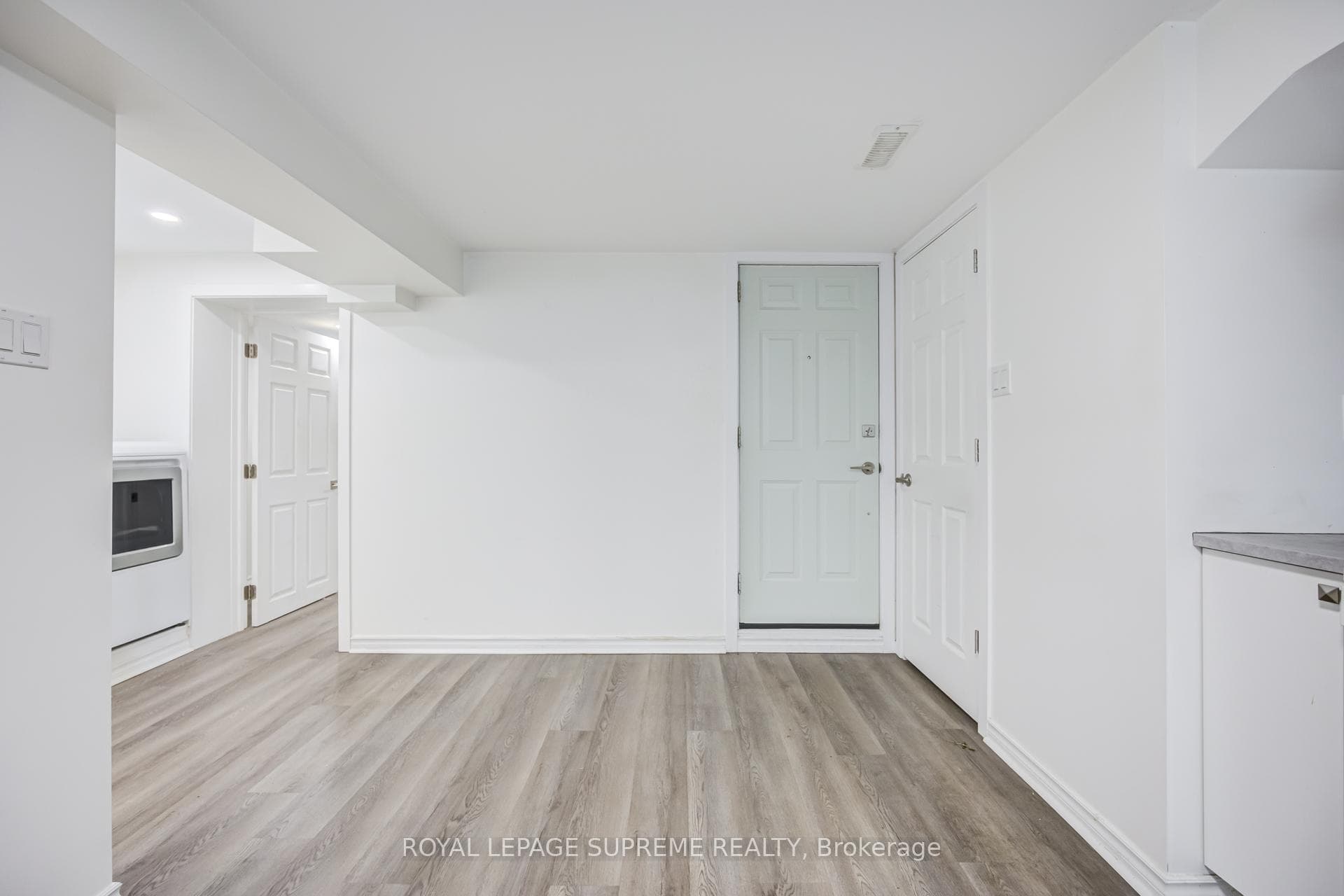 27 Dalrymple Drive photo 3