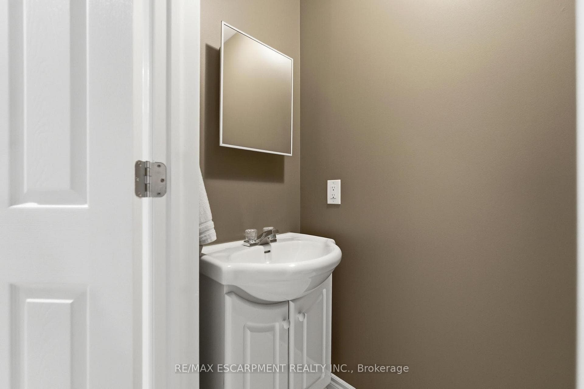 6 Chestnut Drive Unit 34 photo 22