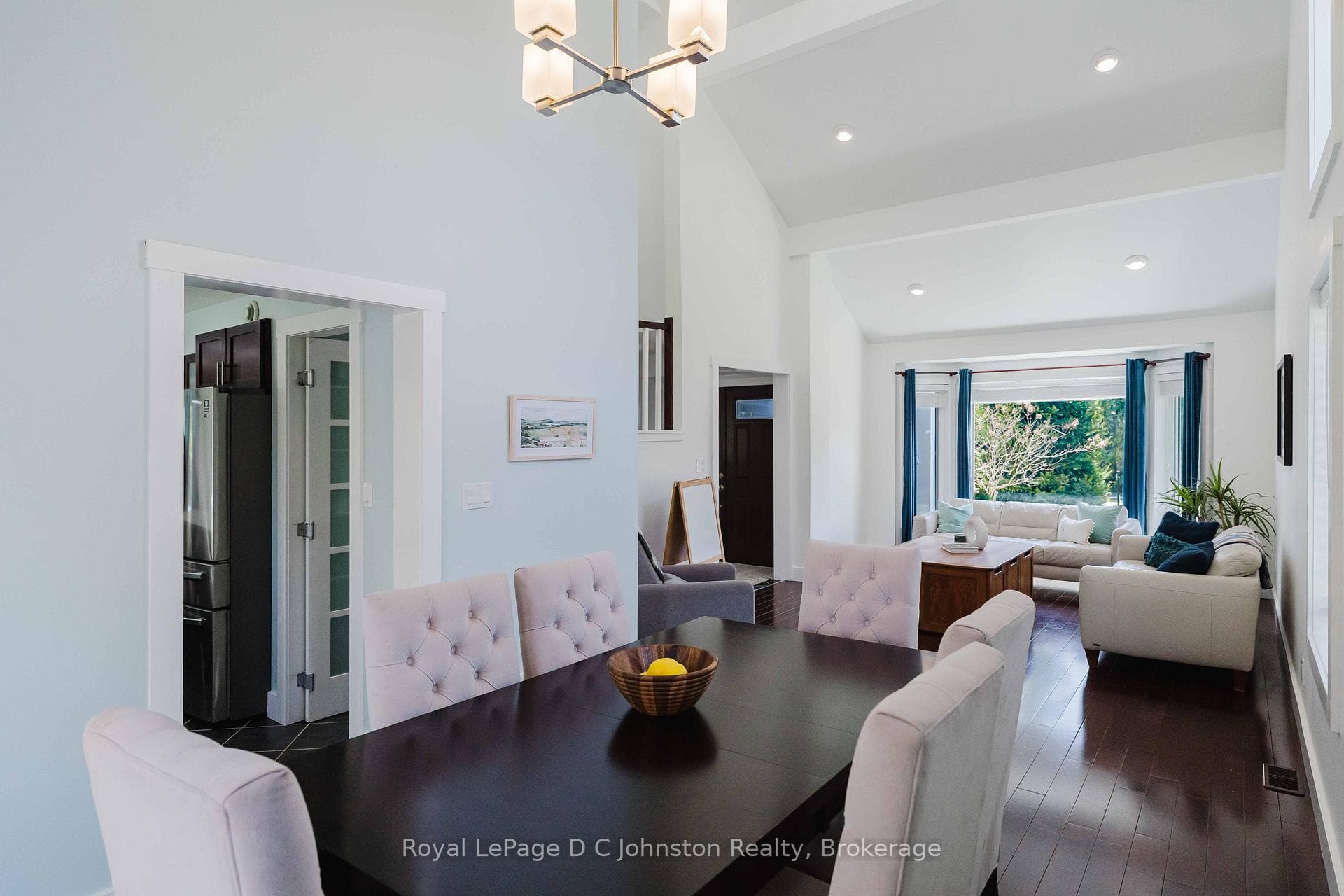 516 Meadow Lane photo 8