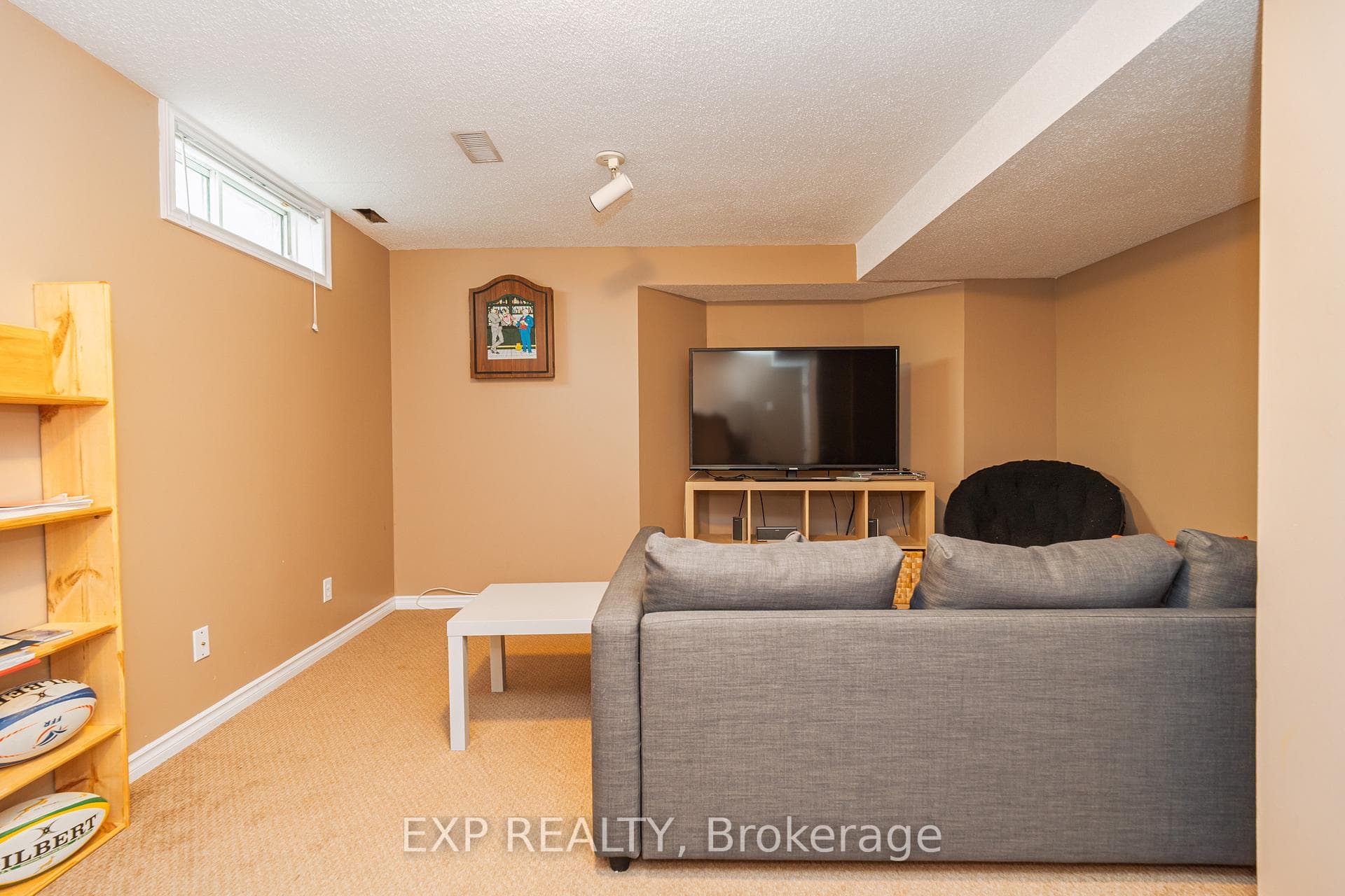 1508 Roberval Avenue photo 31