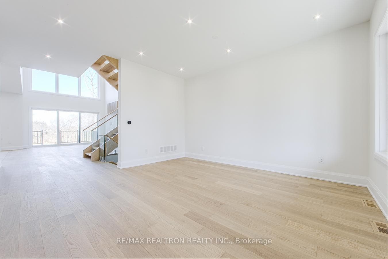 496 Duclos Point Road photo 3