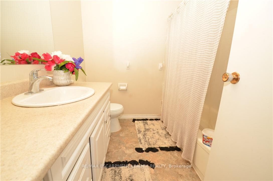 490 GREY Street Unit 23 photo 14